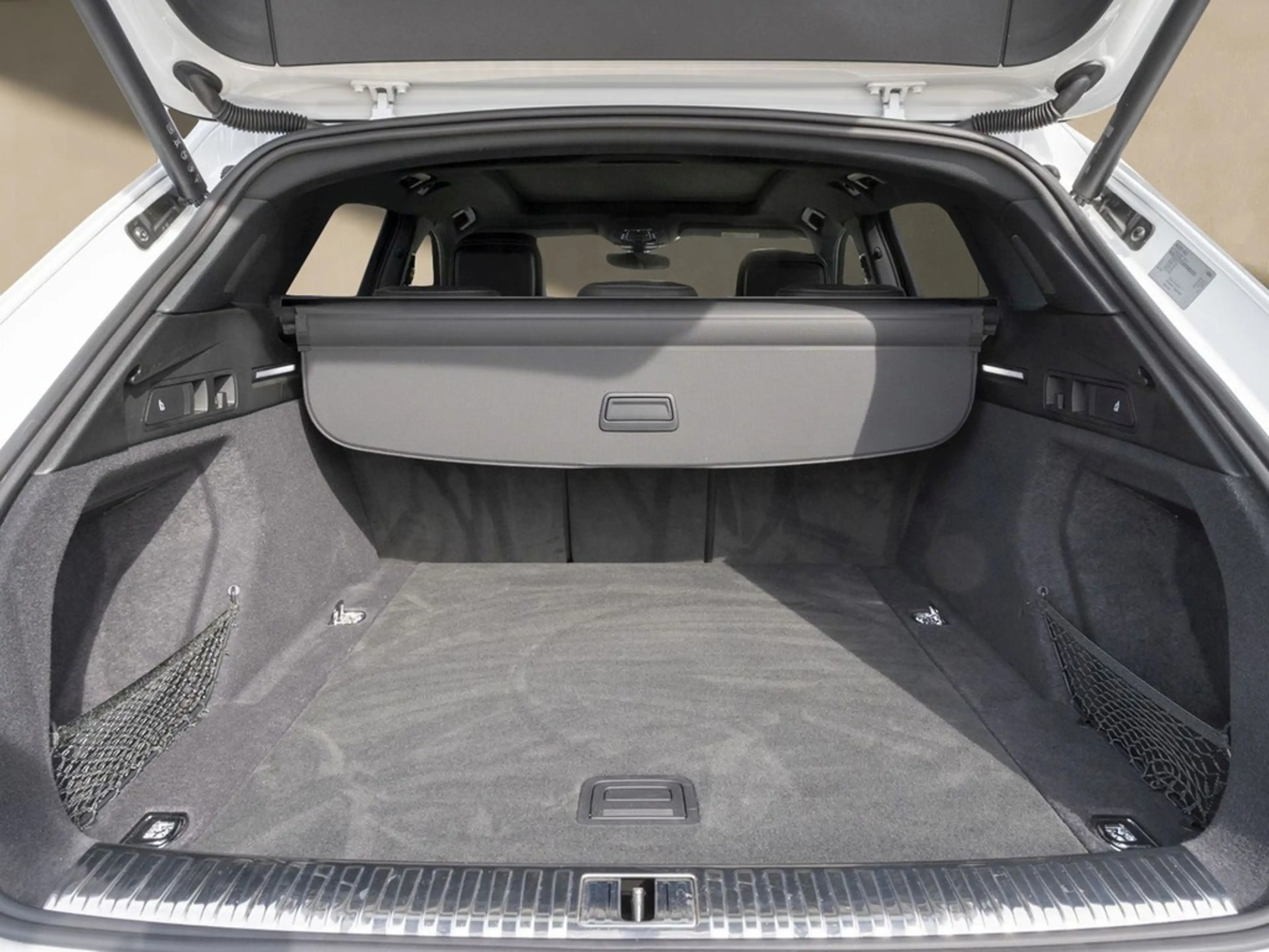 Audi SQ8 e-tron 370 kW quattro 22"|360°|PANO|ACC|MATRIX — photo 7