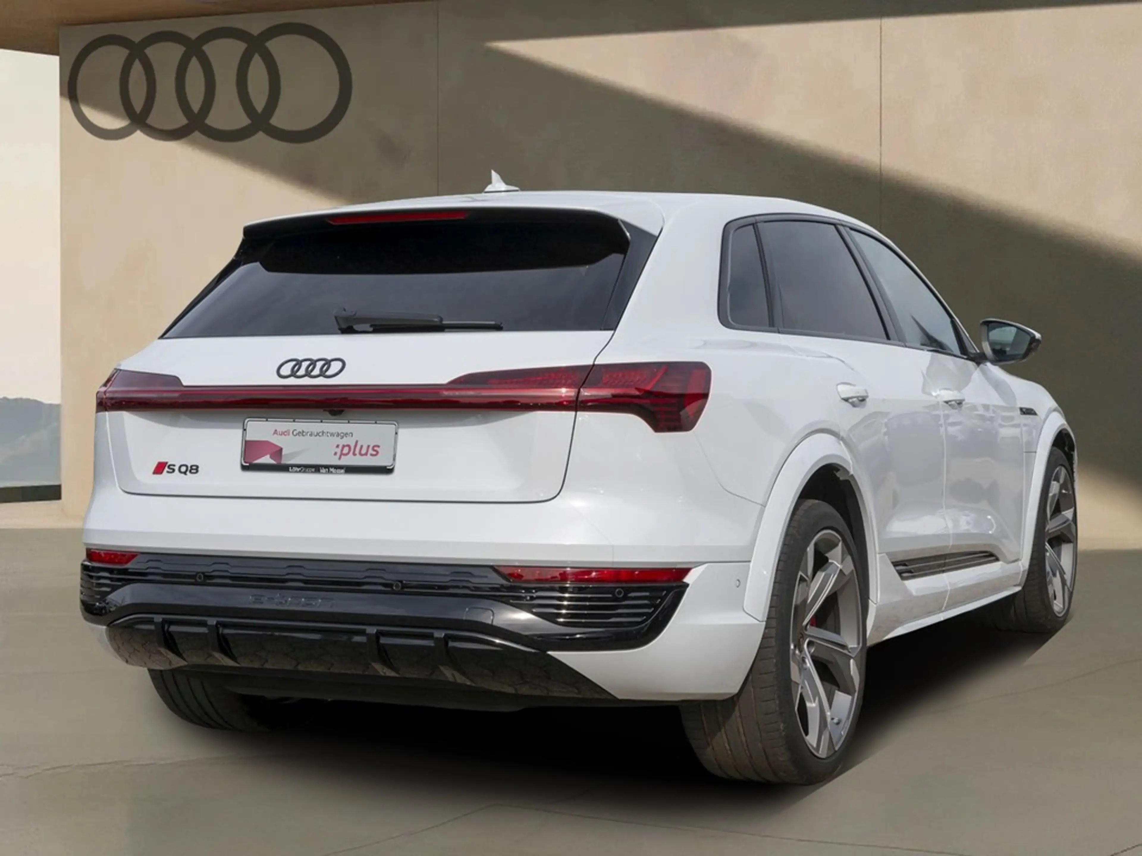 Audi SQ8 e-tron 370 kW quattro 22"|360°|PANO|ACC|MATRIX — photo 4