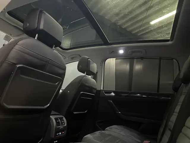 Volkswagen Touran view 10