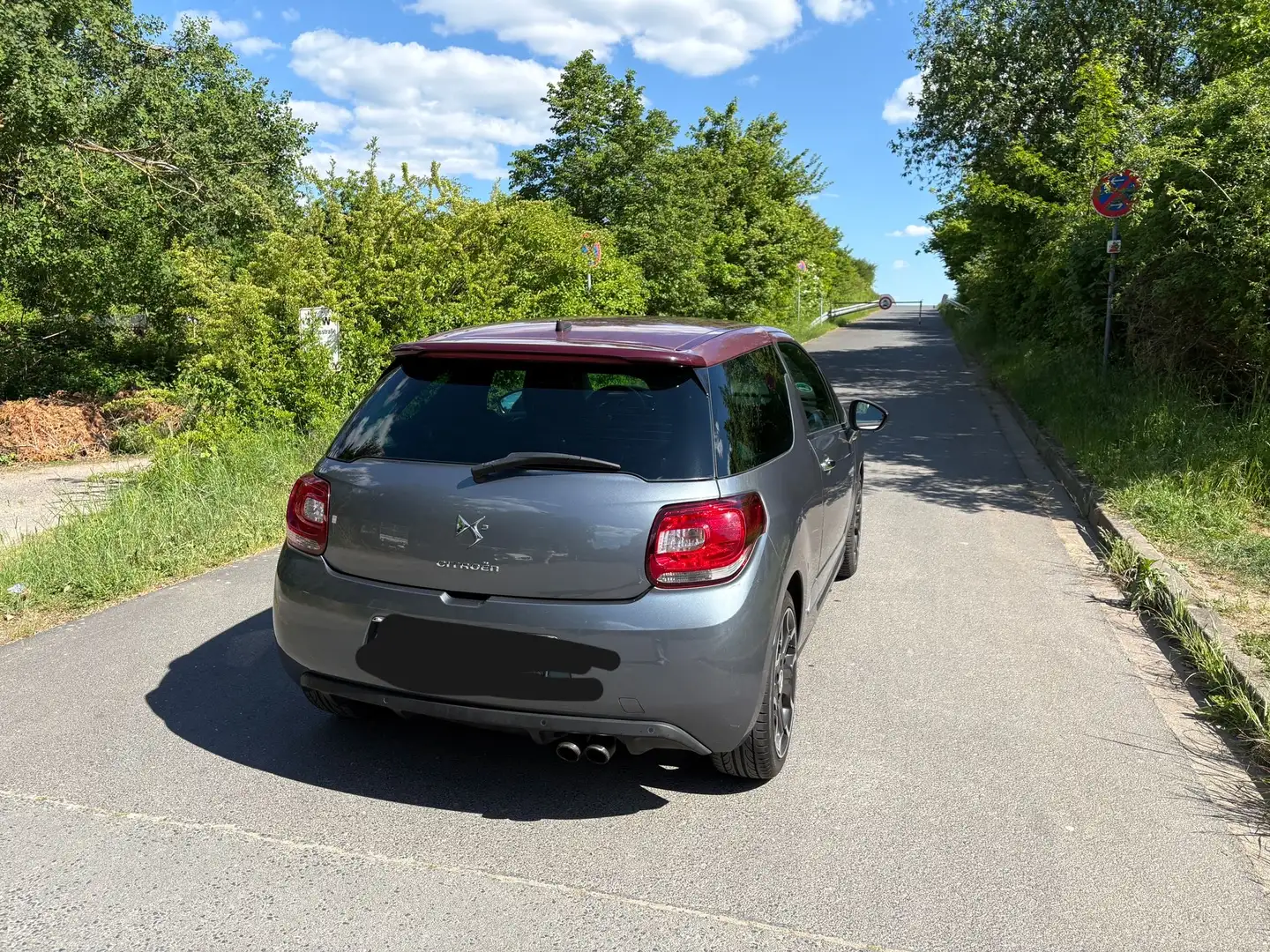 Citroen DS3 THP 1.6 SportChic Grau - 2
