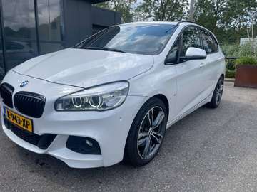 225 225i