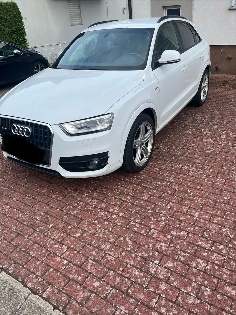Audi Q3 2.0 TFSI quattro Weiß - 1