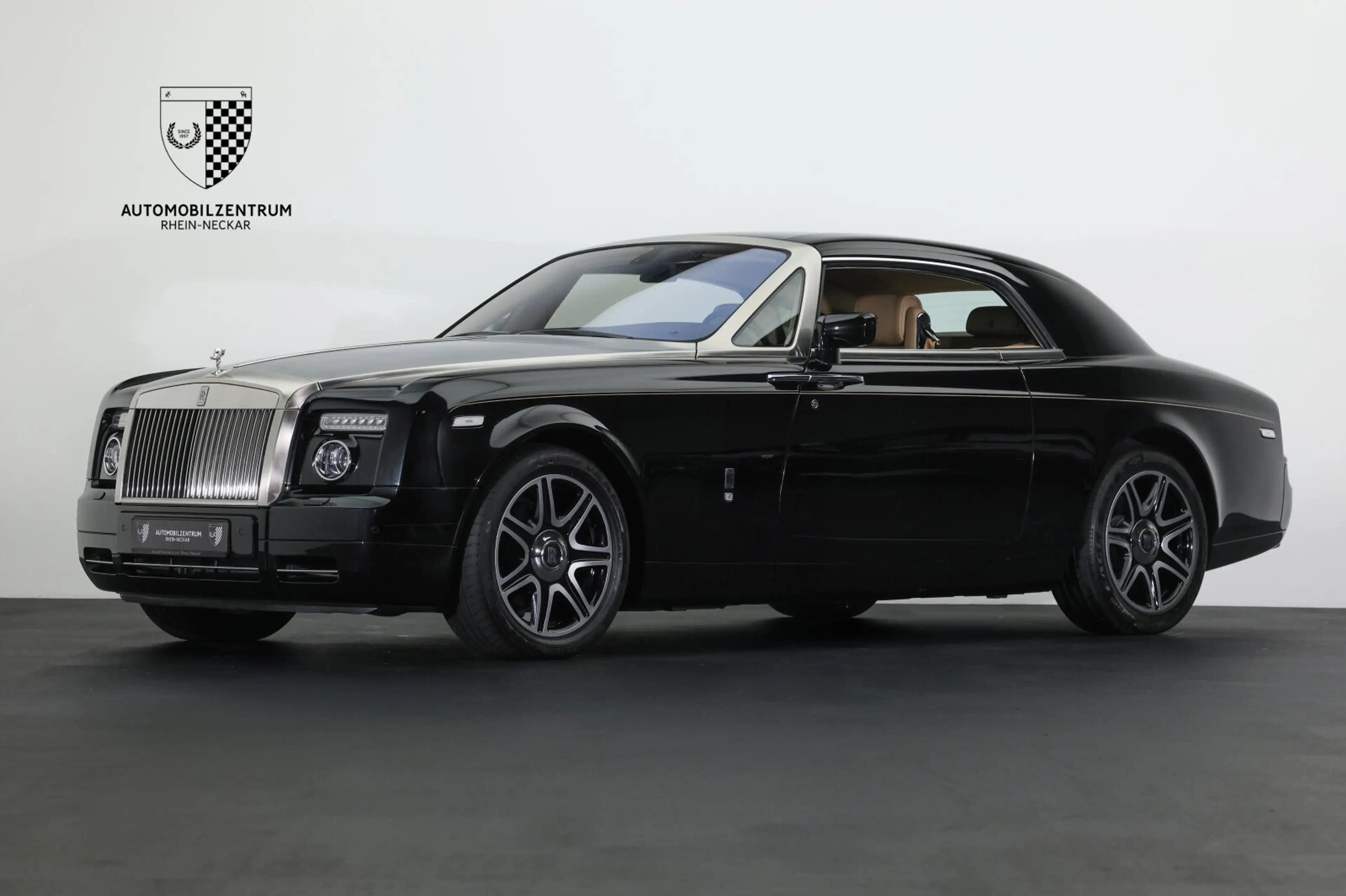 Rolls-Royce Phantom Phantom Coupe DiamondBlack/Coachline/Kamera — photo 4