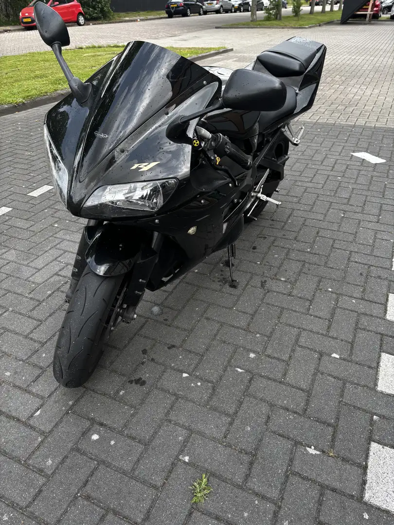 Yamaha YZF-R1 - 2