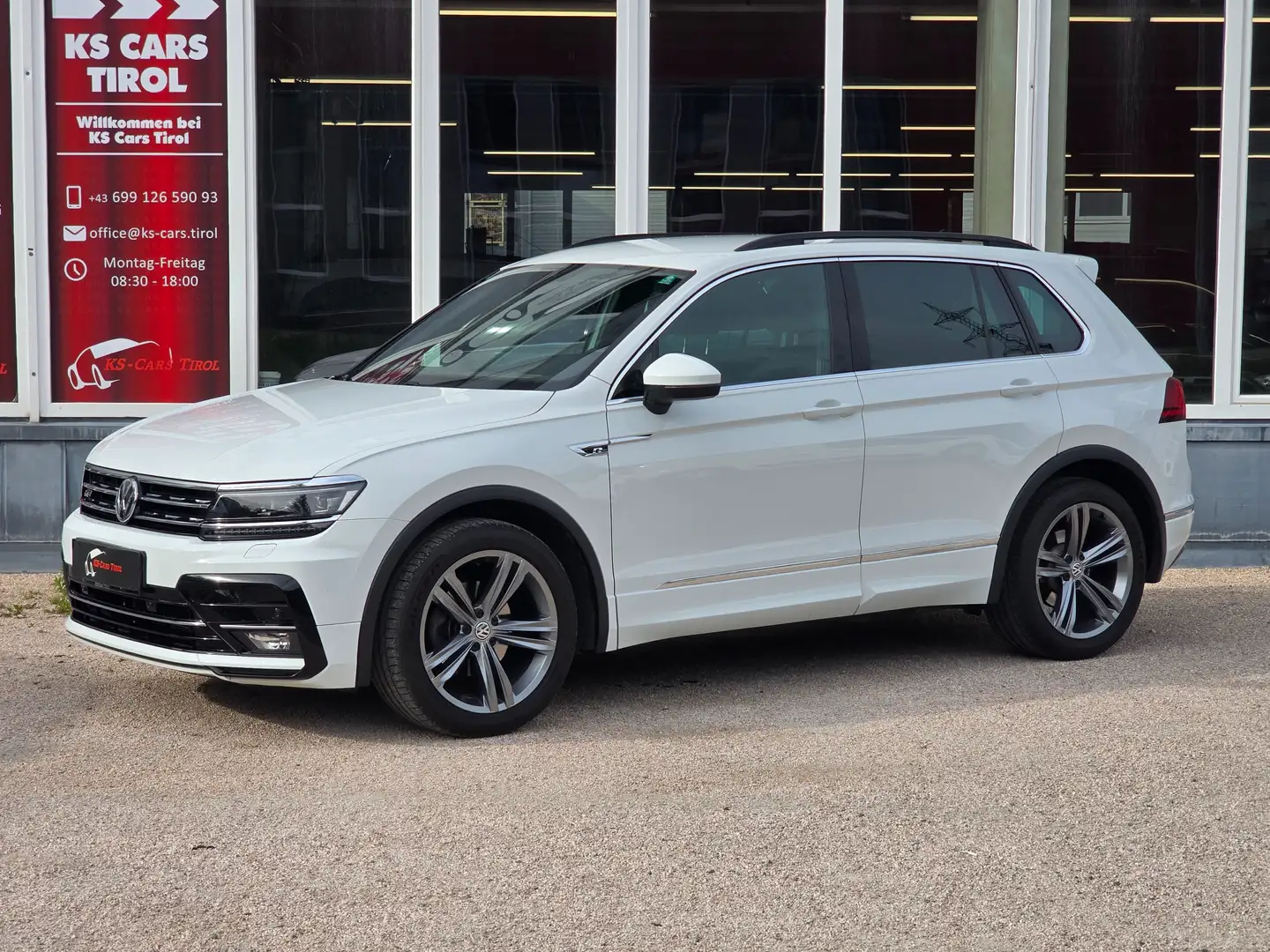 Volkswagen Tiguan 2.0 TDI R-LINE Weiß - 1