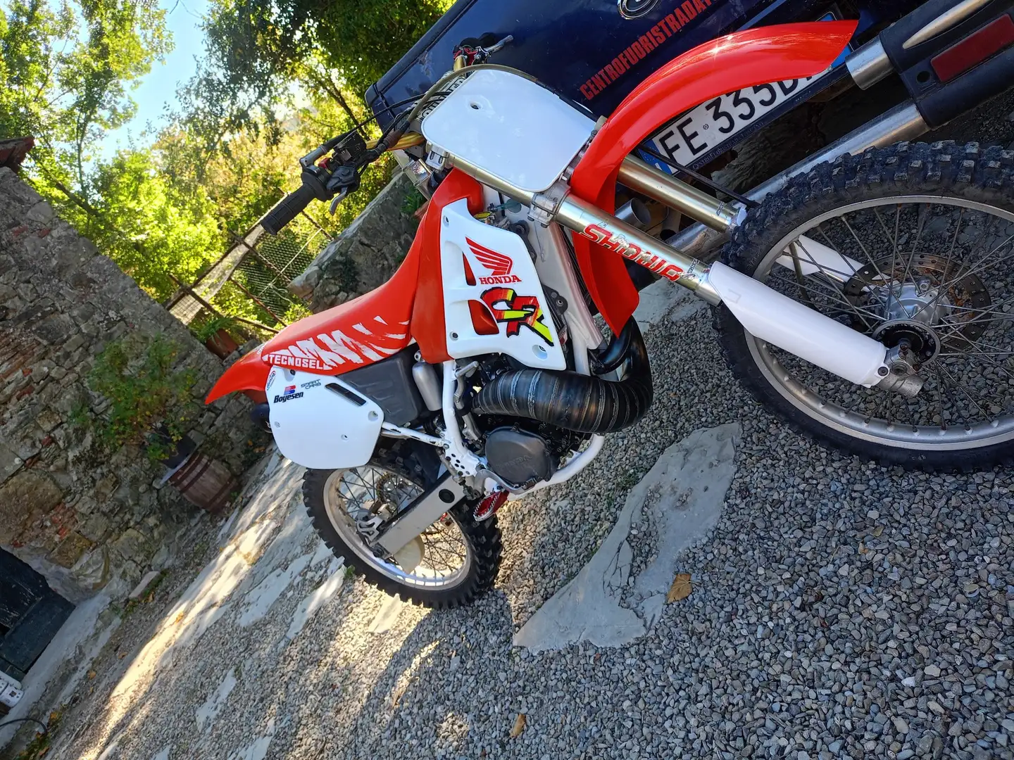 Honda CR 250 Rojo - 2