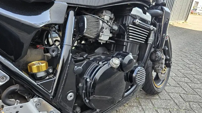 Kawasaki ZRX 1100 - foto 7