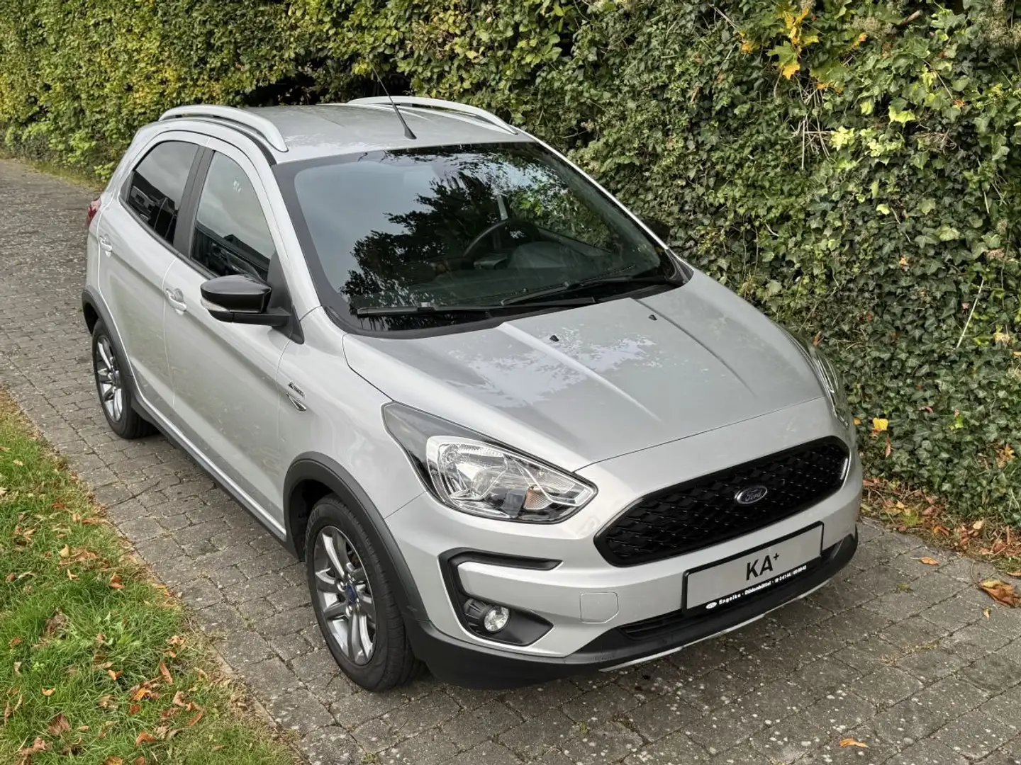 Ford Ka/Ka+ KA+ Active *TOP-Zustand* Silber - 2