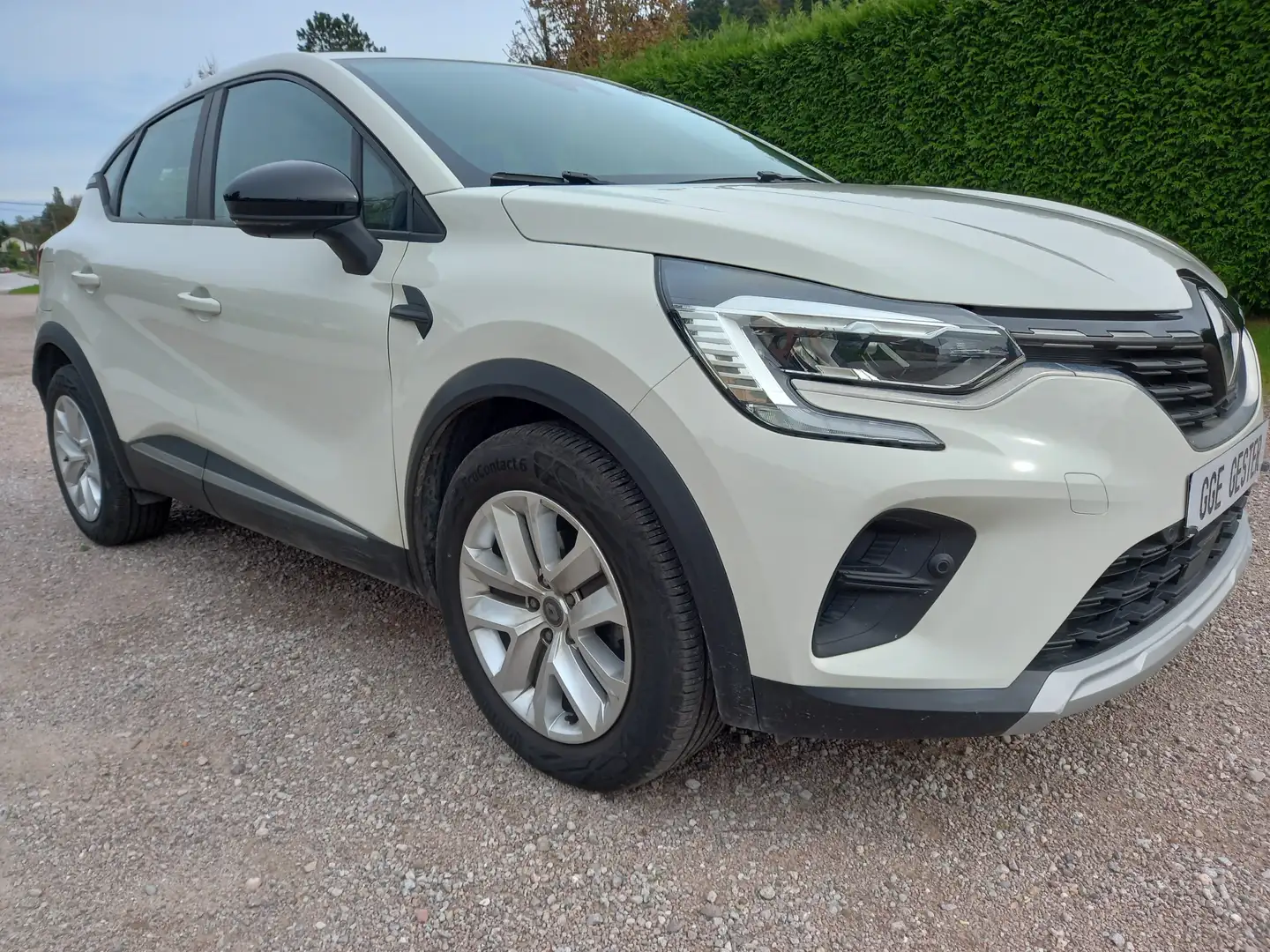 Renault Captur STE 1.5 DCI 95 BUSINESS GPS 2 PLACES 23061KMS Weiß - 1