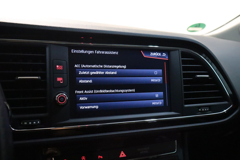 SEAT Leon FR ST 2,0 TDI DSG LED CarPlay ACC Kamera — photo 12