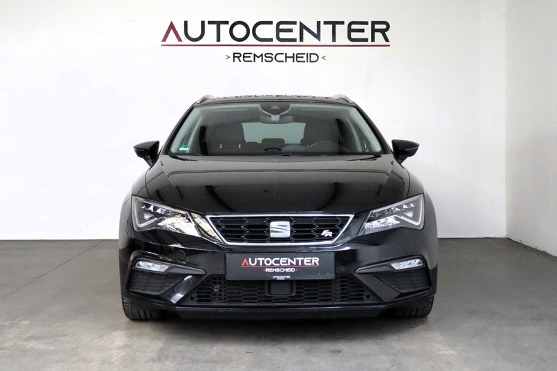 SEAT Leon FR ST 2,0 TDI DSG LED CarPlay ACC Kamera — photo 2