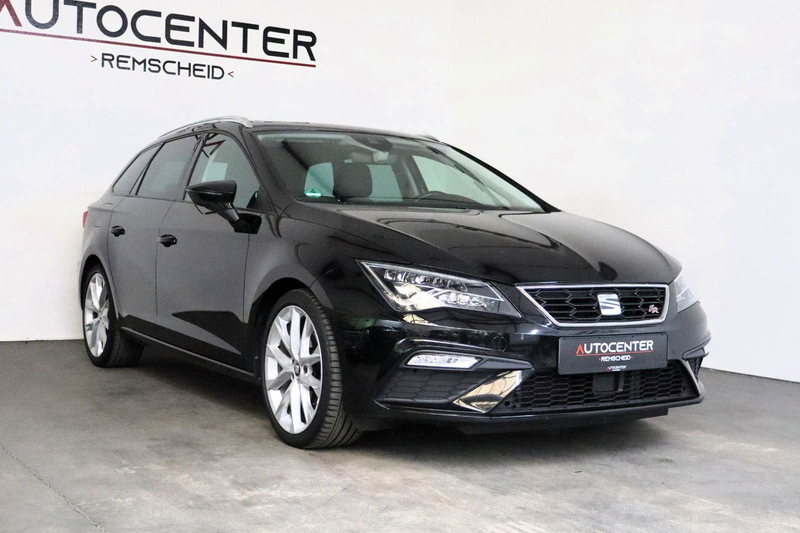 SEAT Leon FR ST 2,0 TDI DSG LED CarPlay ACC Kamera — photo 3
