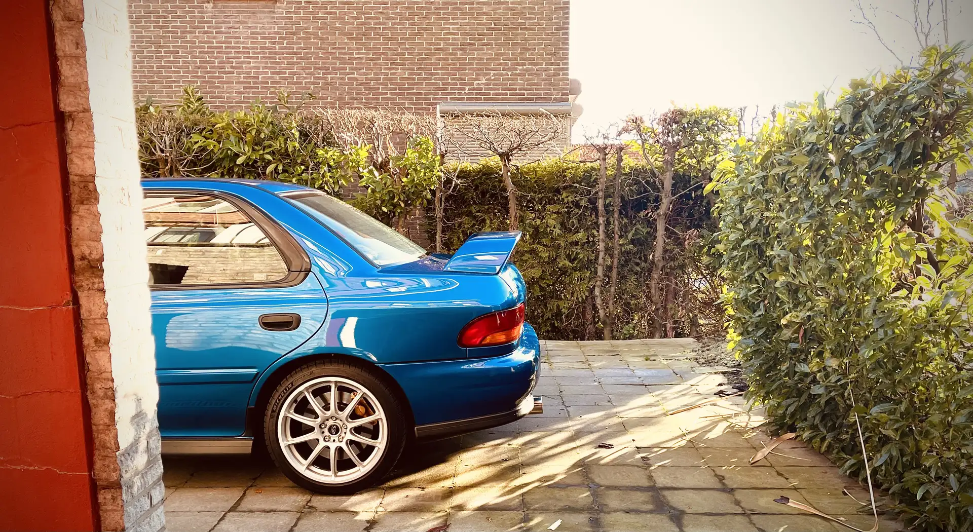 Subaru Impreza 2.0 Turbo GT AWD - 2