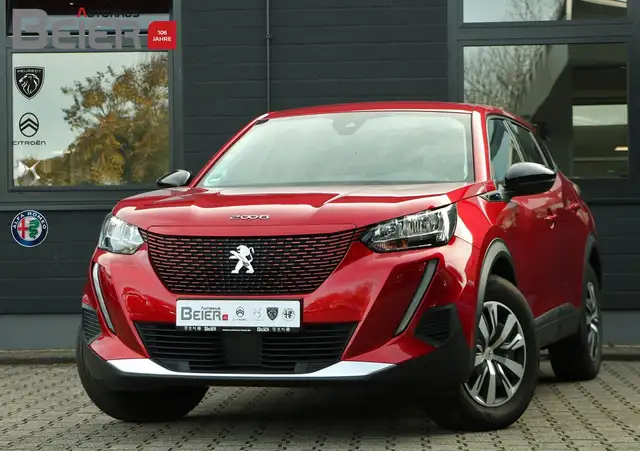 Peugeot E-2008 main image