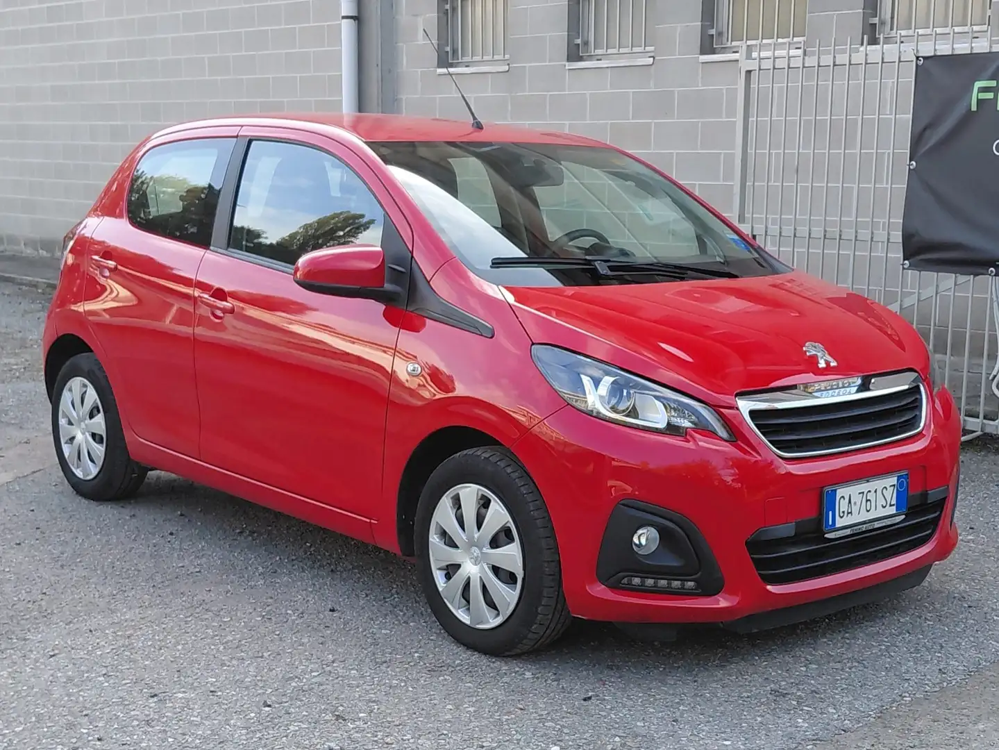 Peugeot 108 5p 1.0 vti Active s (Neopatentati) Rouge - 2