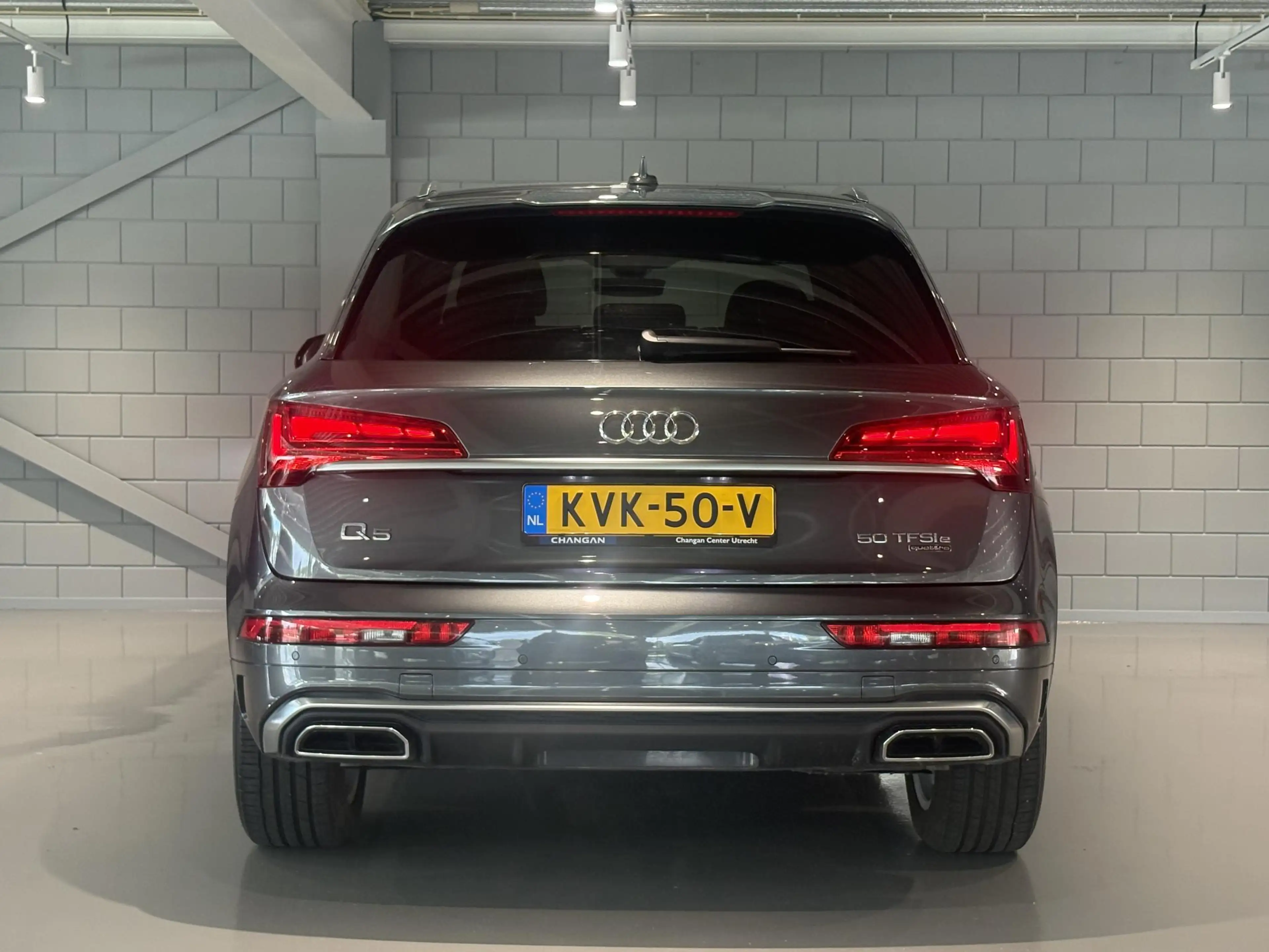 Audi Q5 50 TFSI e Pro Line — photo 5