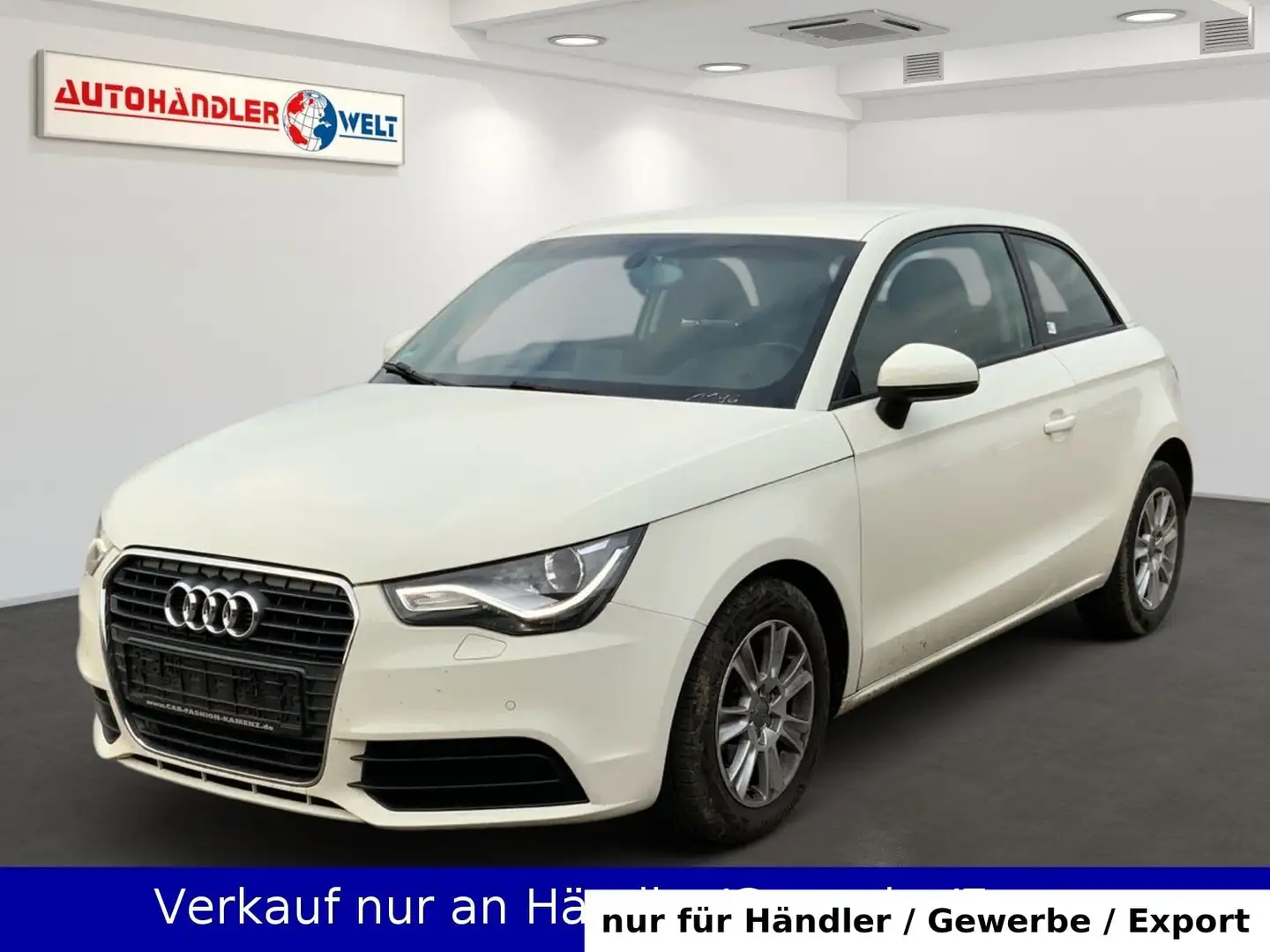 Audi A1 1.2 TFSI attraction Xenon Weiß - 1