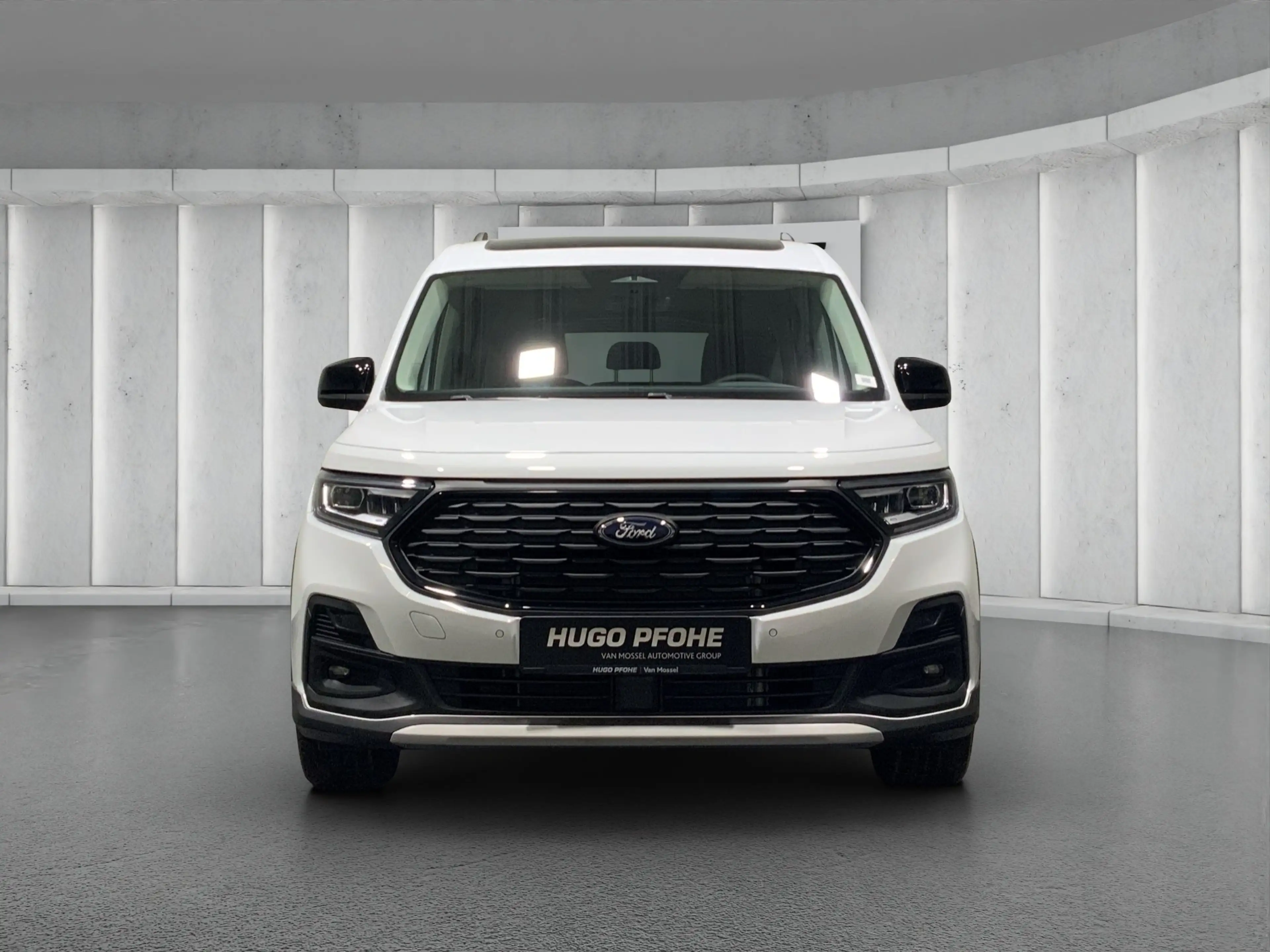 Ford Grand Tourneo Connect L2 Active 2.0 EcoBlue 90kW Automatik Hot D — photo 8