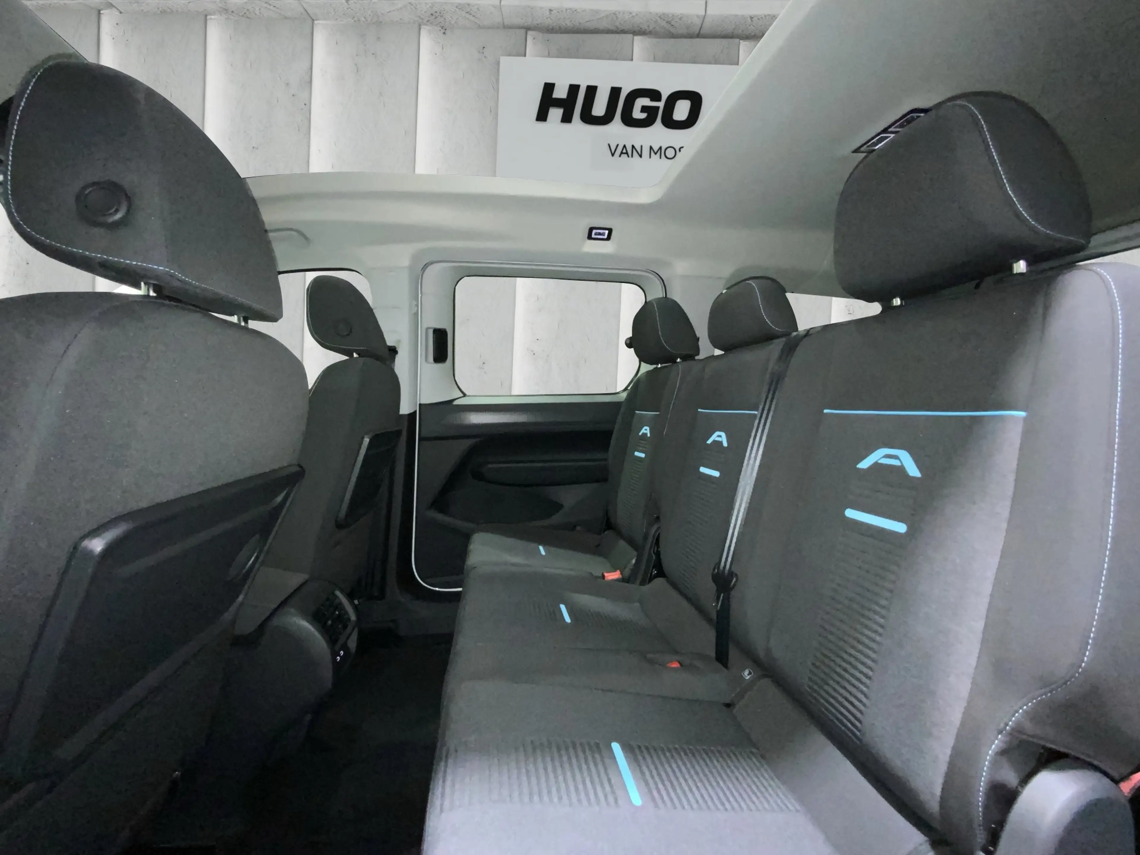 Ford Grand Tourneo Connect L2 Active 2.0 EcoBlue 90kW Automatik Hot D — photo 11