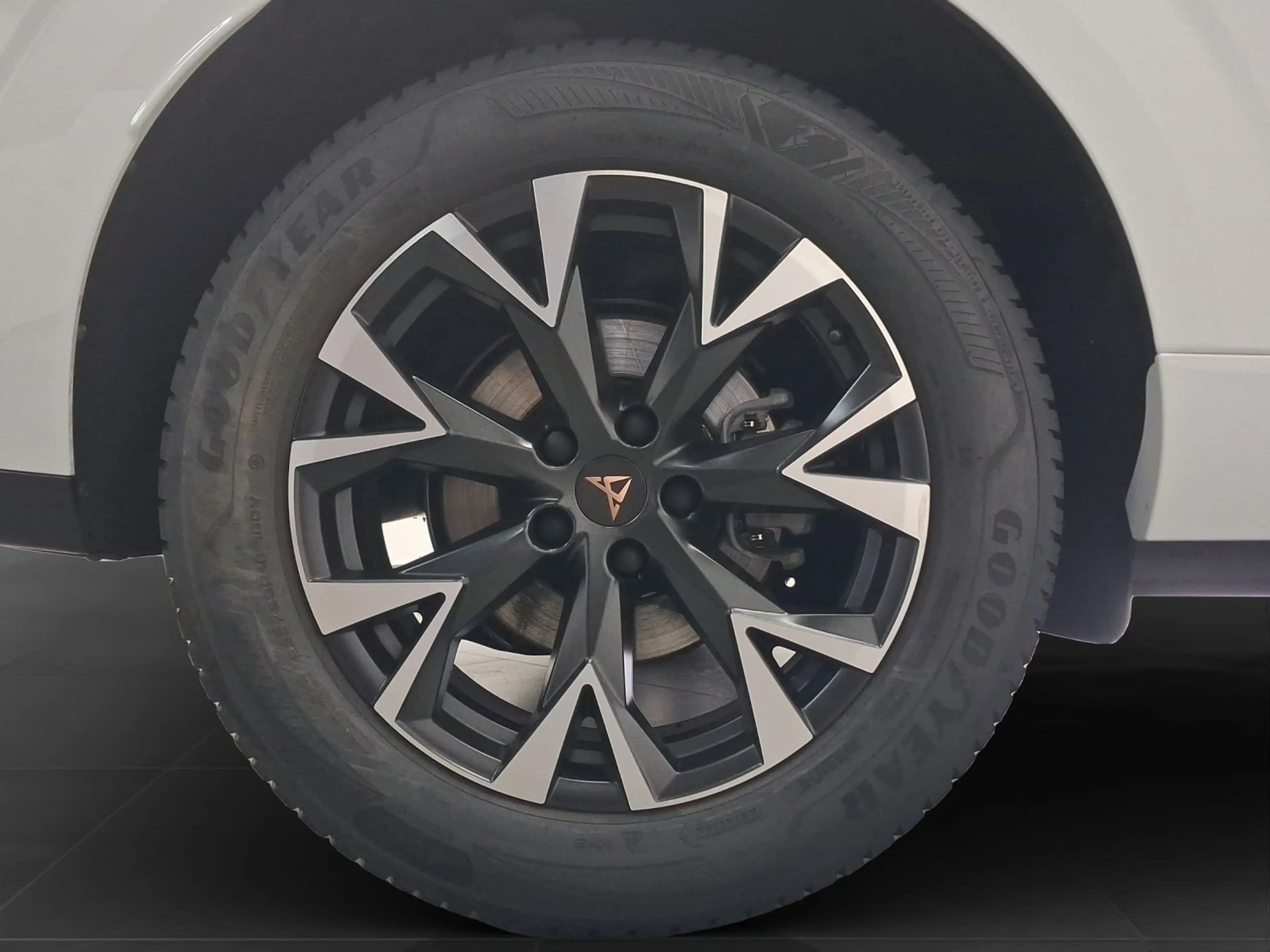 CUPRA Terramar 1.5 eTSI HEAD-UP 360° eSITZE NAVI — photo 7
