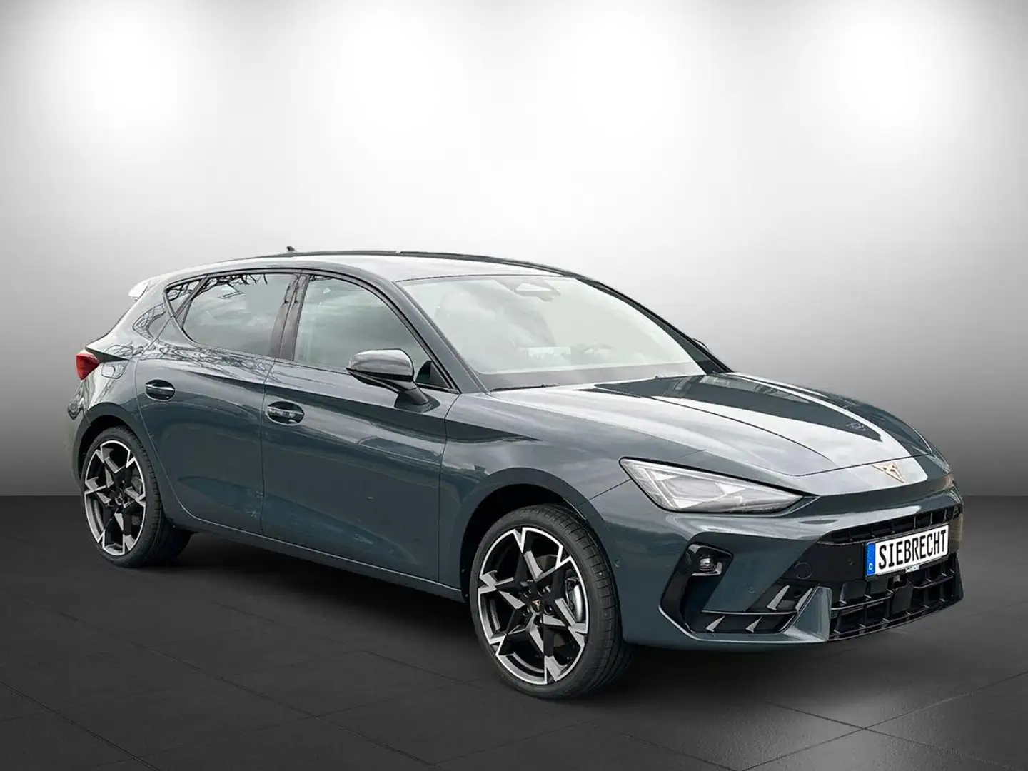 CUPRA Leon 1.5 eTSI 110 kW 1.5 eTSI Navi ACC Blau - 2