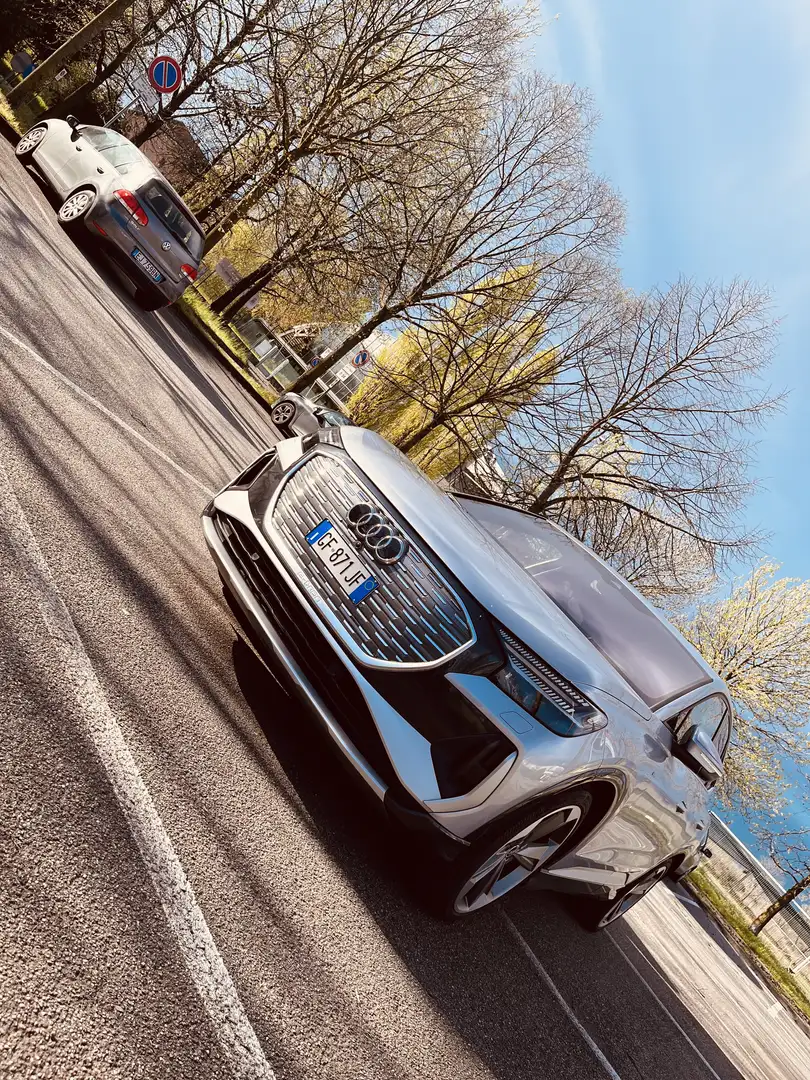 Audi Q4 e-tron Sportback 40 edition One Argento - 1