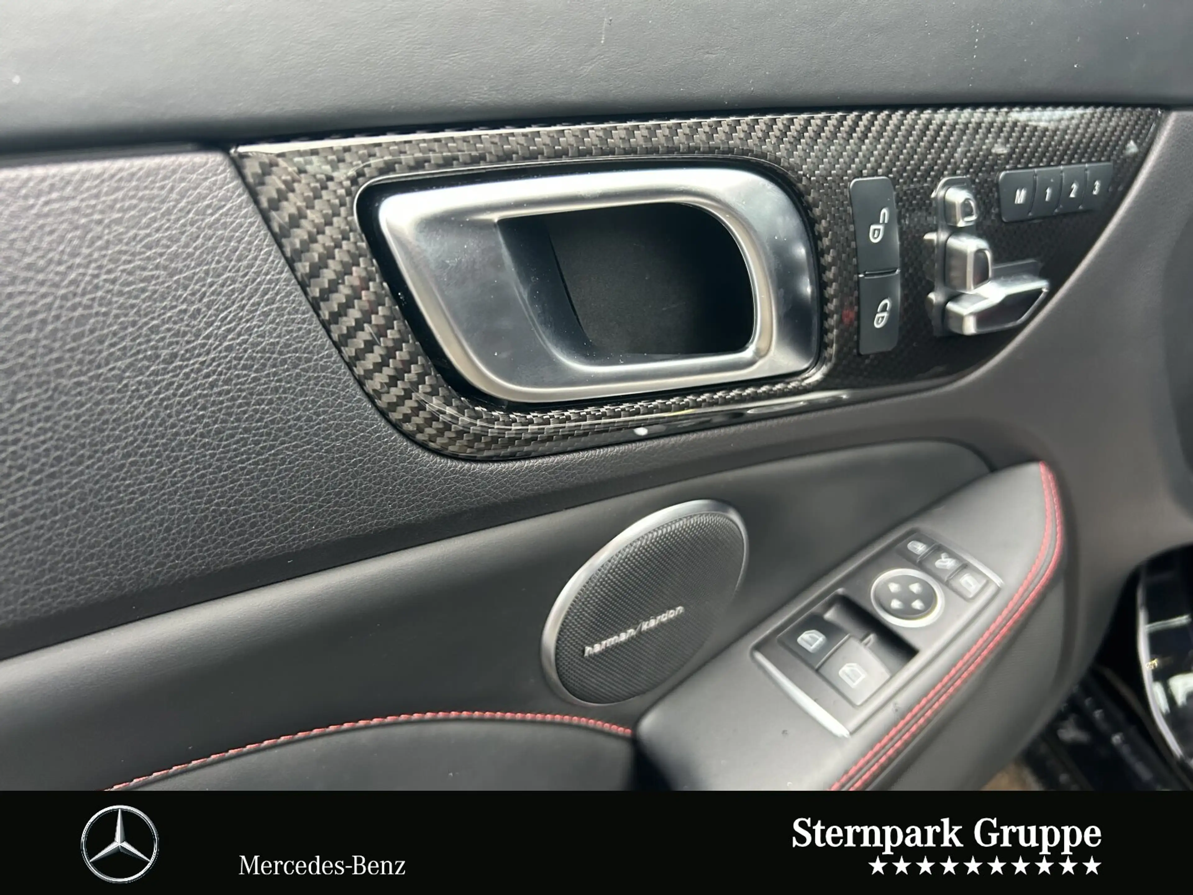 Mercedes-Benz SLC 43 AMG SLC 43 Pano+CARBON+Distro+Night+AIRSCARF+Memo++ — photo 13
