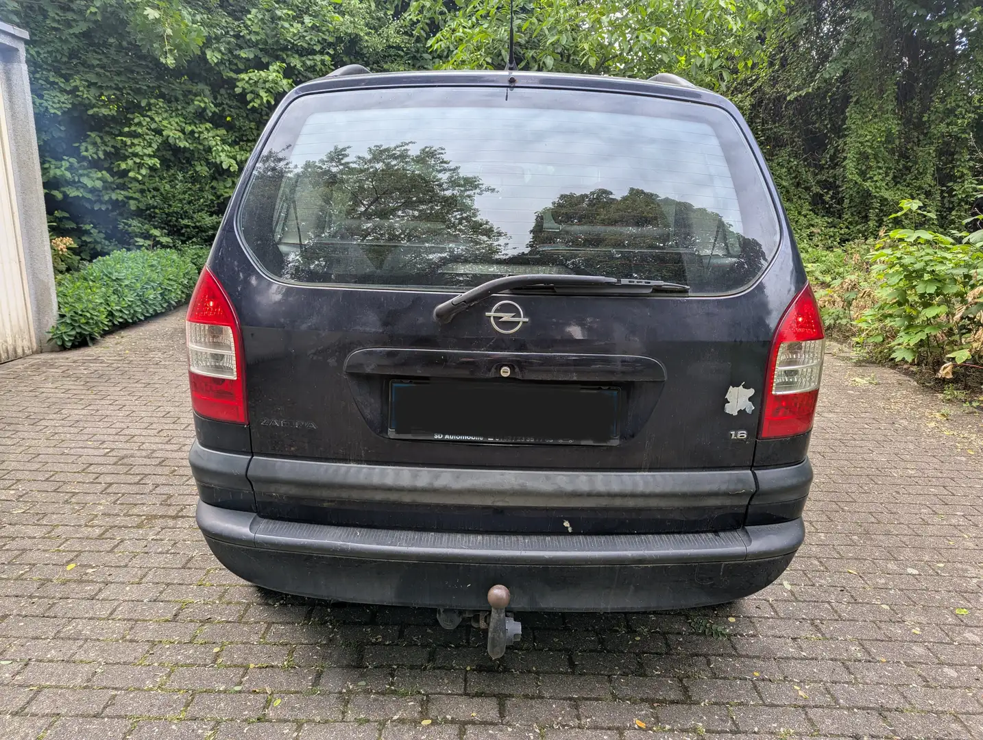 Opel Zafira Zafira 1.6 Njoy TÜV bis 08/2025 Černá - 2