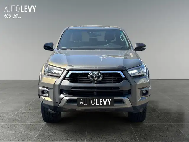 Toyota Hilux view 9