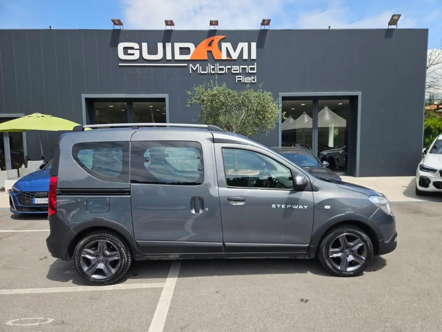Dacia Dokker Dokker 1.5 Dci 90cv Laurate N1 Grigio - 1