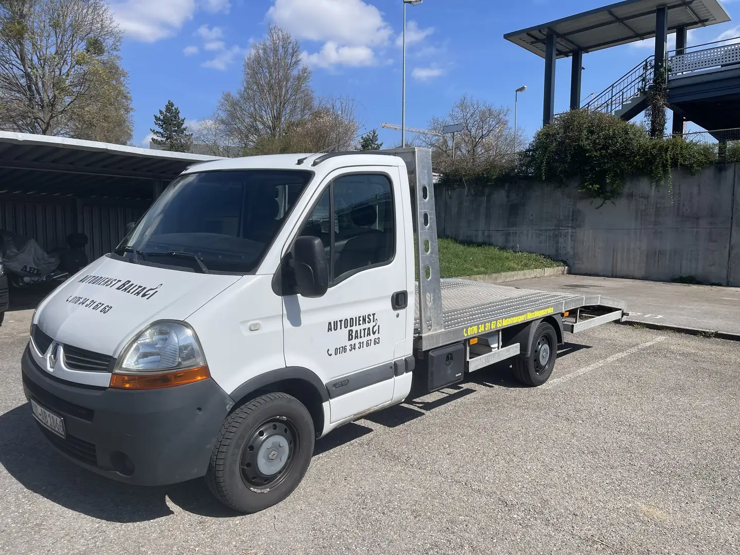 Renault Master Abschleppwagen Autotransporter Alu Aufbau - 1