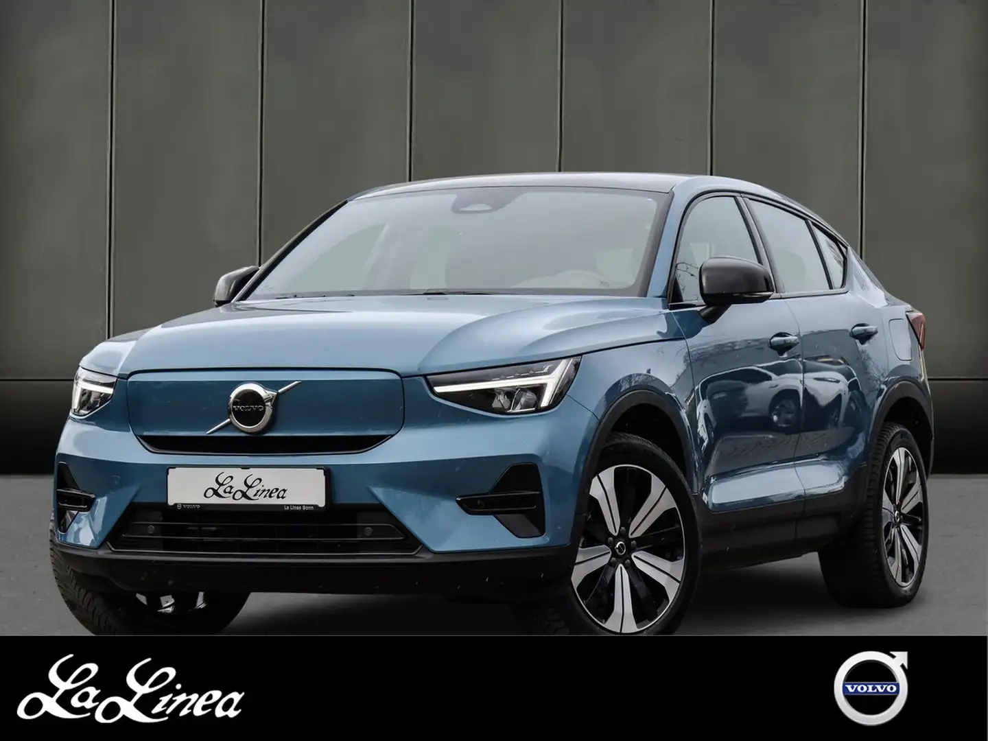 Volvo C40 Core Recharge Pure Electric 2WD Blau - 1