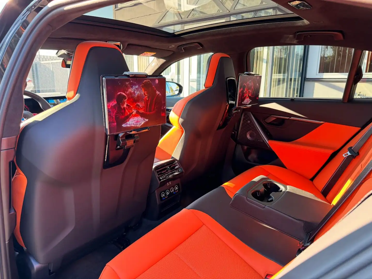 BMW M5 M Package/Anhängerr/Panor/B&W/360°Kam Noir - 1