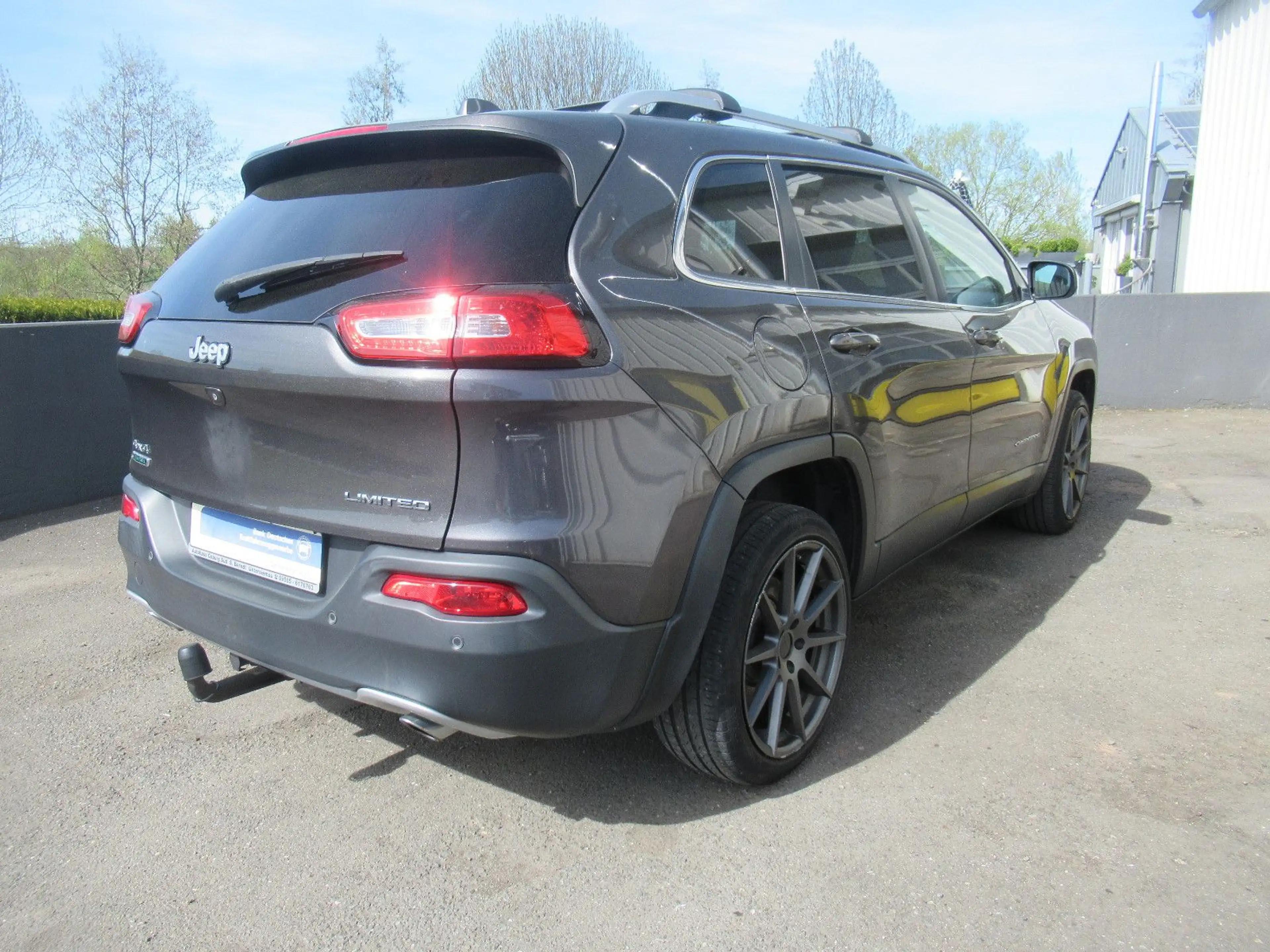 Jeep Cherokee Limited 4WD XENON19ZOLL NAVI KAMERA AHK — photo 5