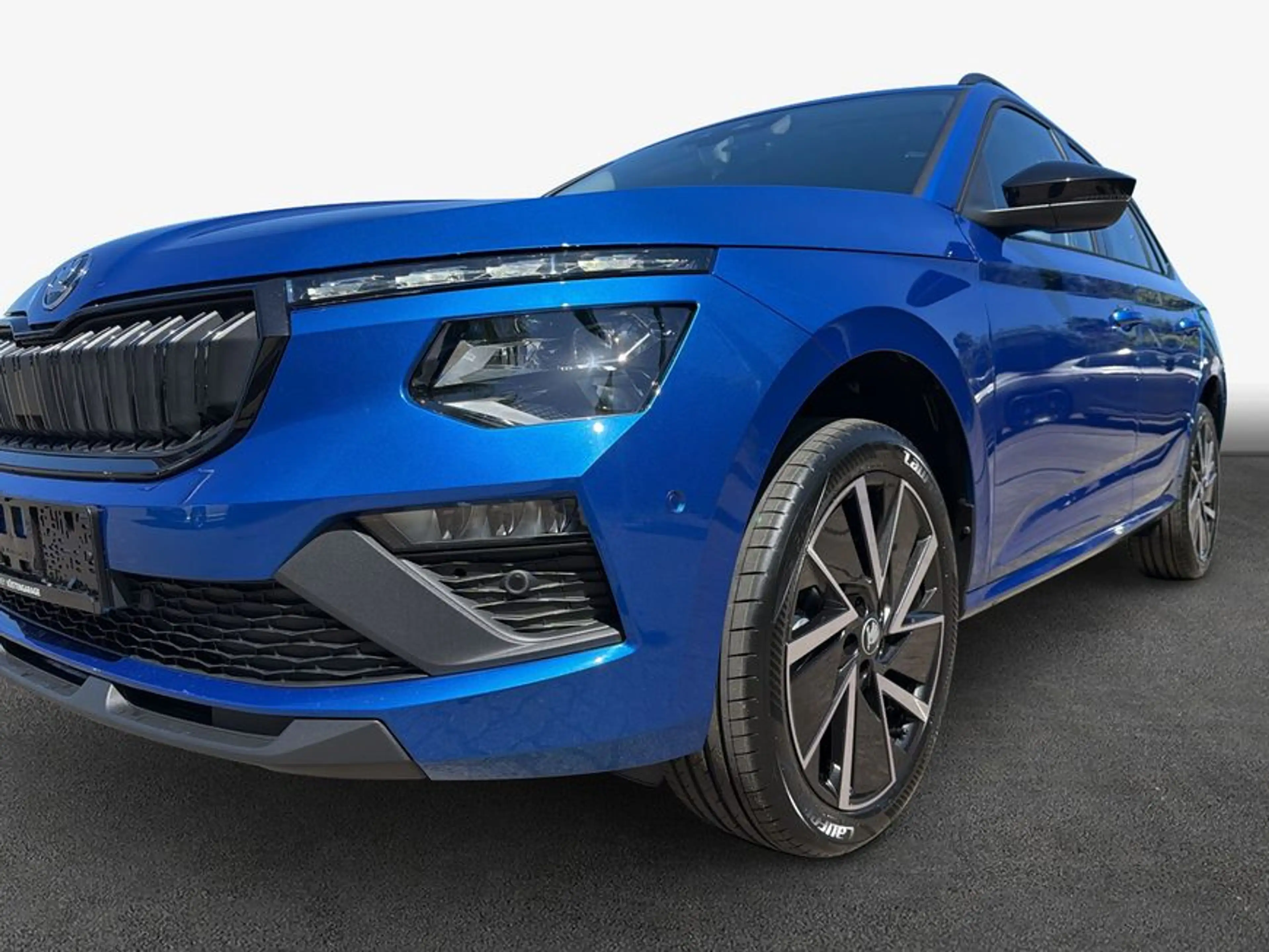 Skoda Kamiq 1.0 TSI DSG Balance NAVI LED RFK PLA — photo 6
