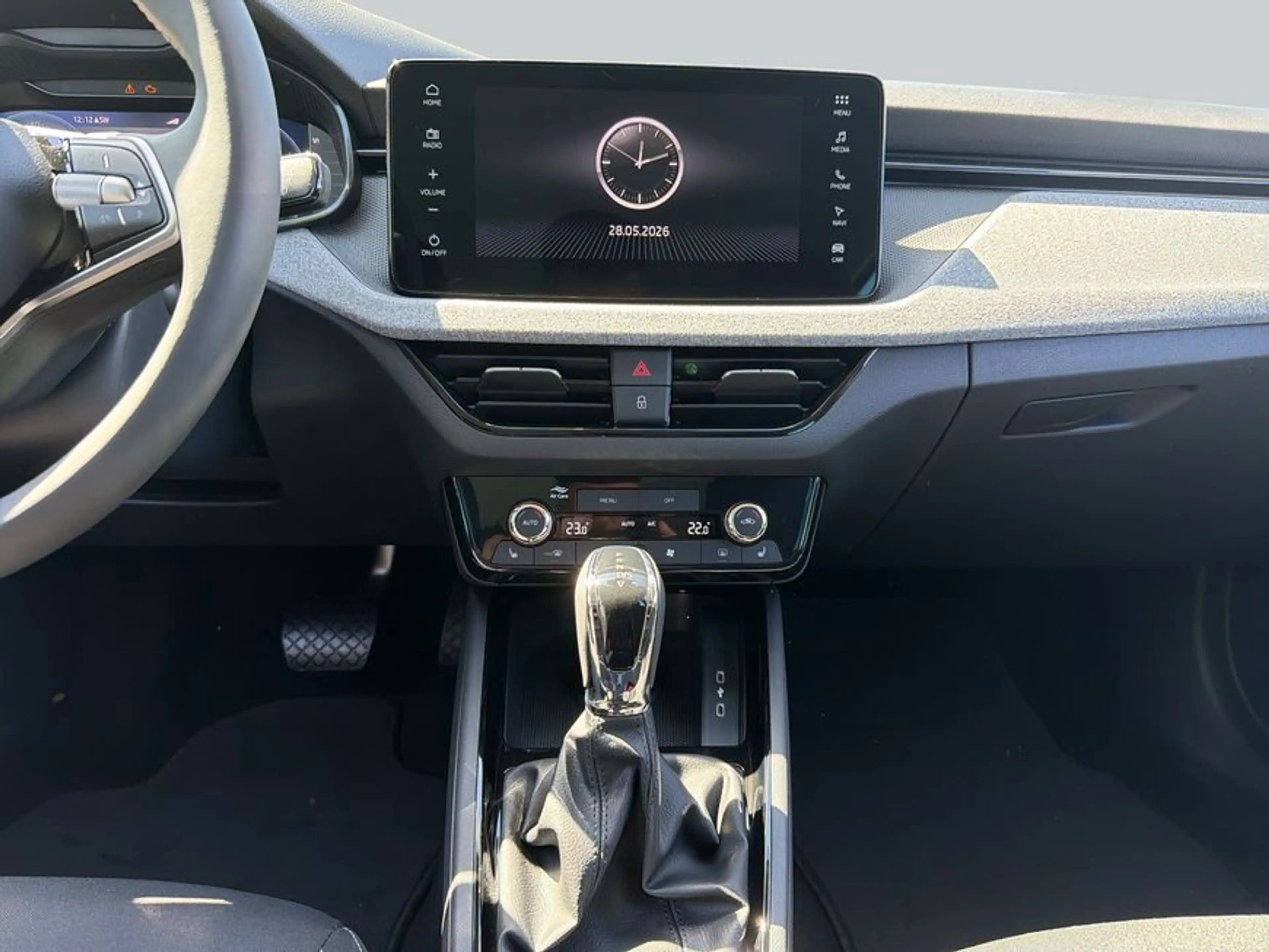 Skoda Kamiq 1.0 TSI DSG Balance NAVI LED RFK PLA — photo 15