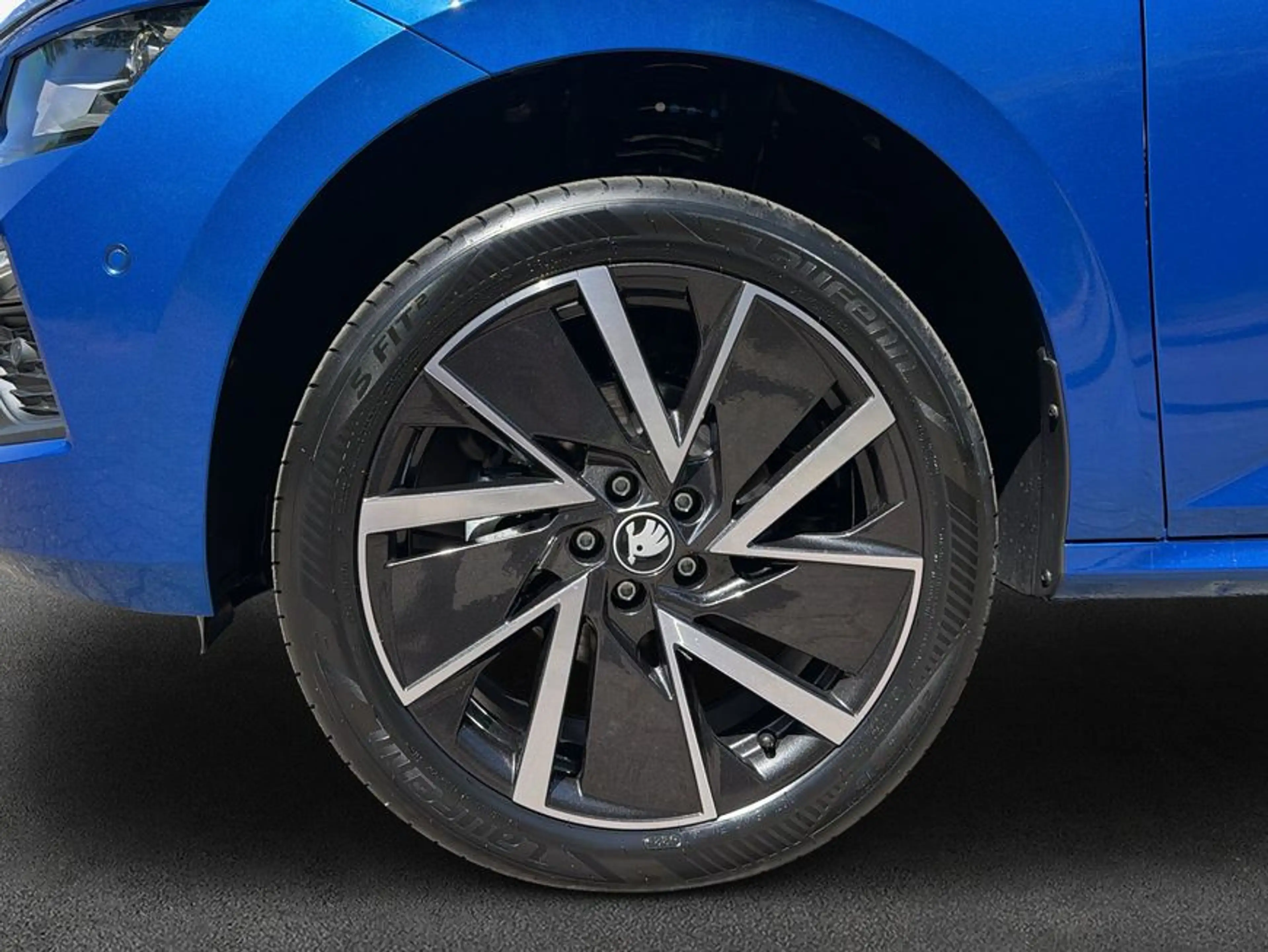 Skoda Kamiq 1.0 TSI DSG Balance NAVI LED RFK PLA — photo 7