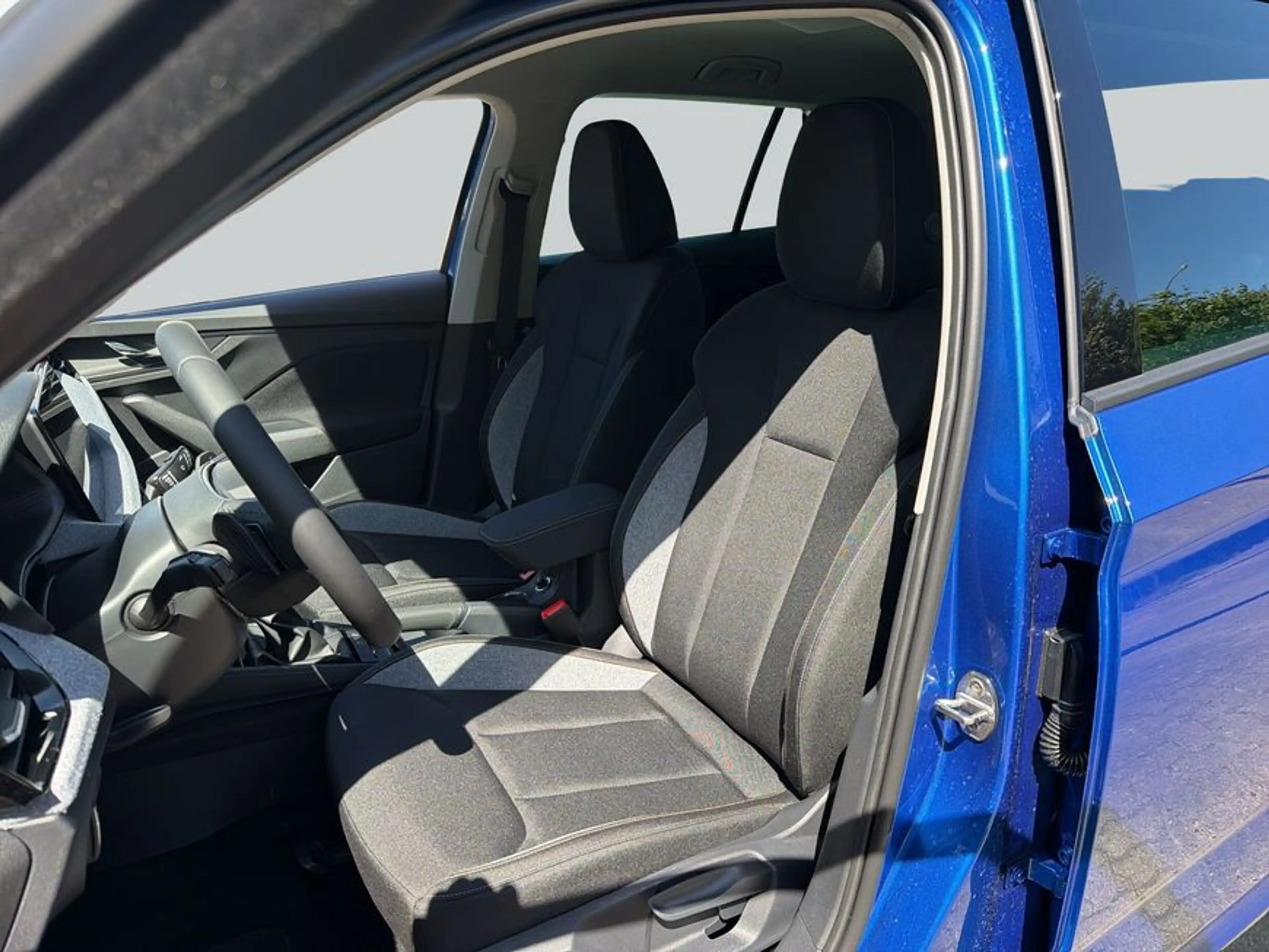 Skoda Kamiq 1.0 TSI DSG Balance NAVI LED RFK PLA — photo 11