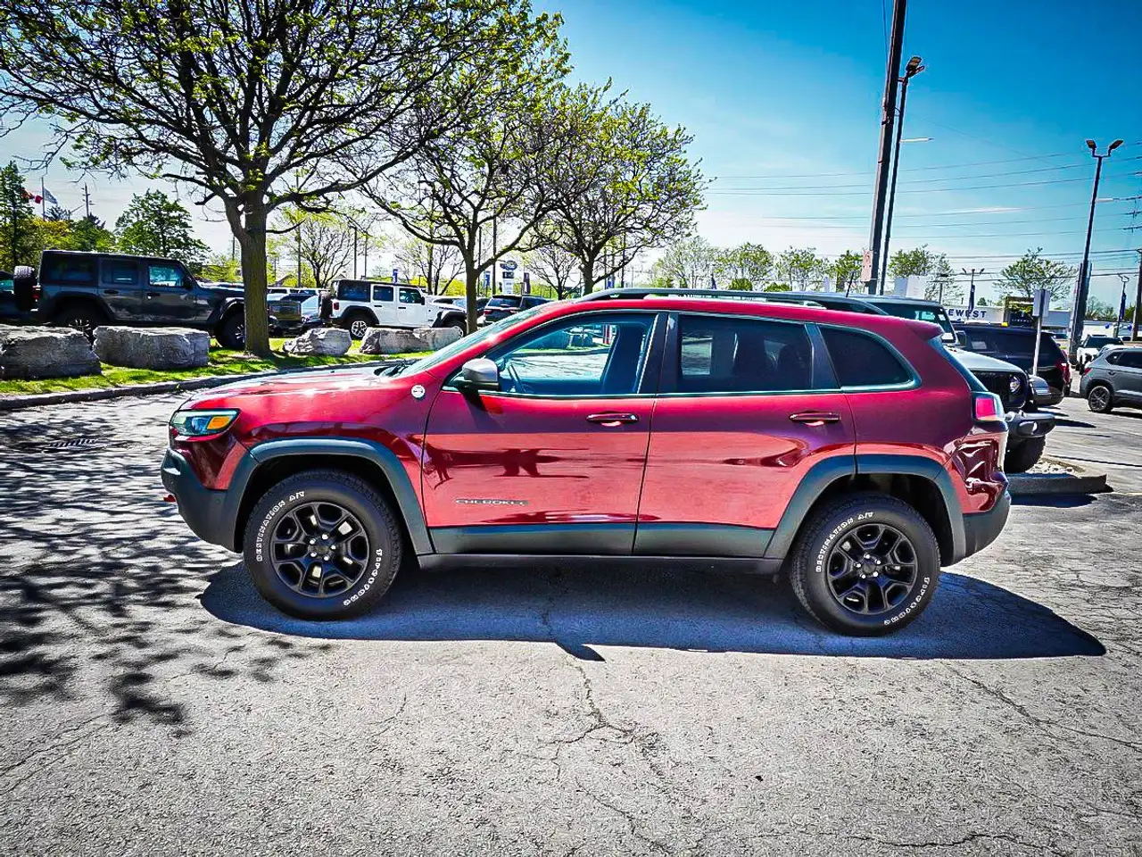 Jeep Cherokee снимка Jeep Cherokee