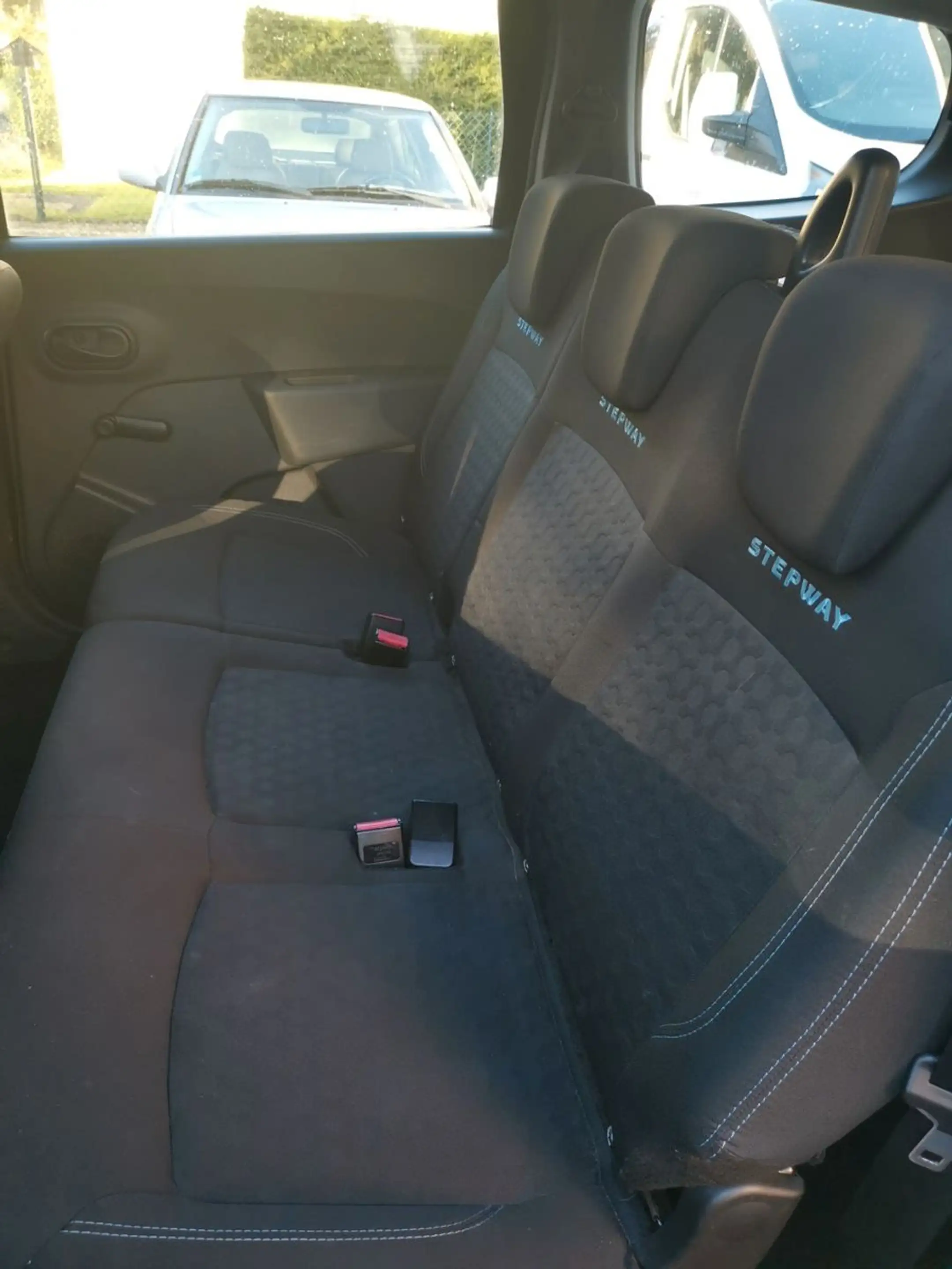 Dacia Lodgy Stepway 1.3 TÜV Navi Tempomat — photo 12
