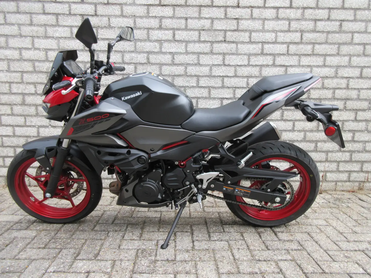 Kawasaki Z 500 35 KW Červená - 2
