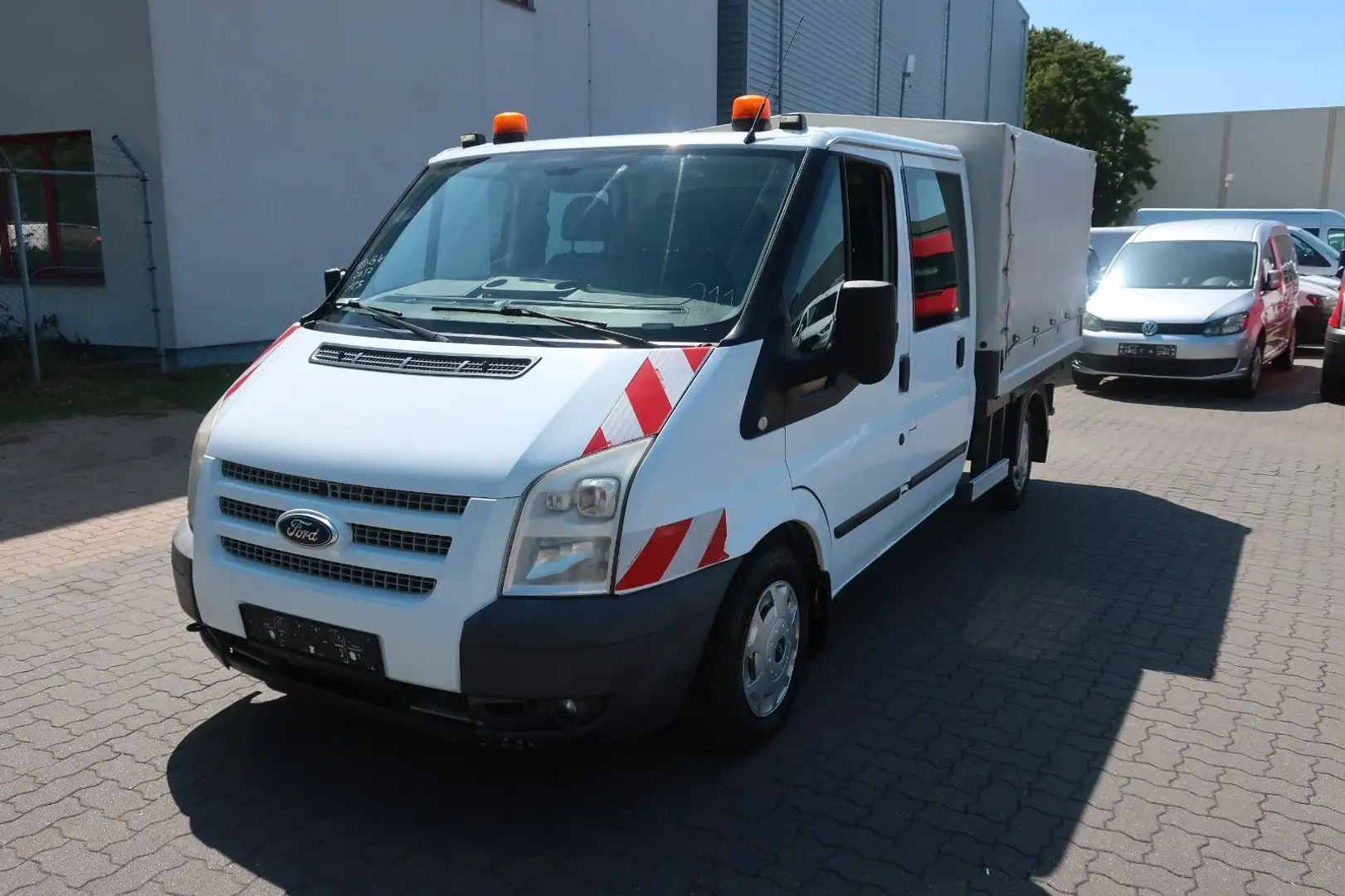 Ford Transit Pritsche Plane DoKa 6 Sitzer FN: 211 Weiß - 1