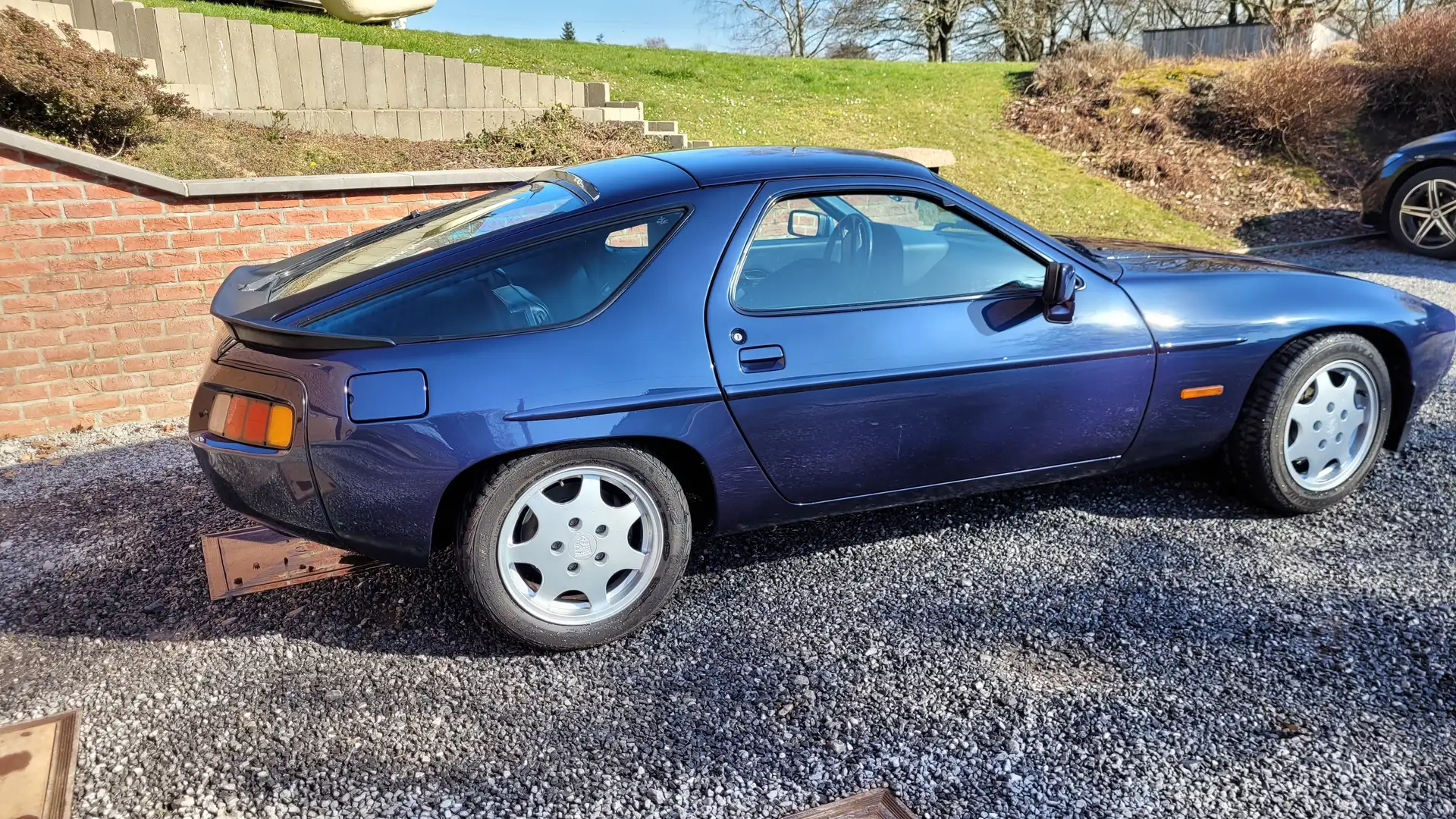 Porsche 928 Kék - 2