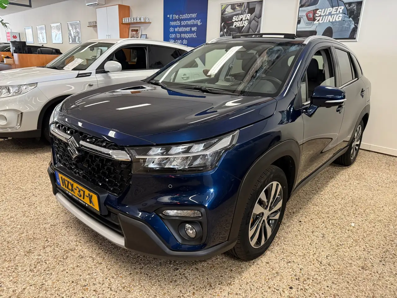 Suzuki S-Cross 2025