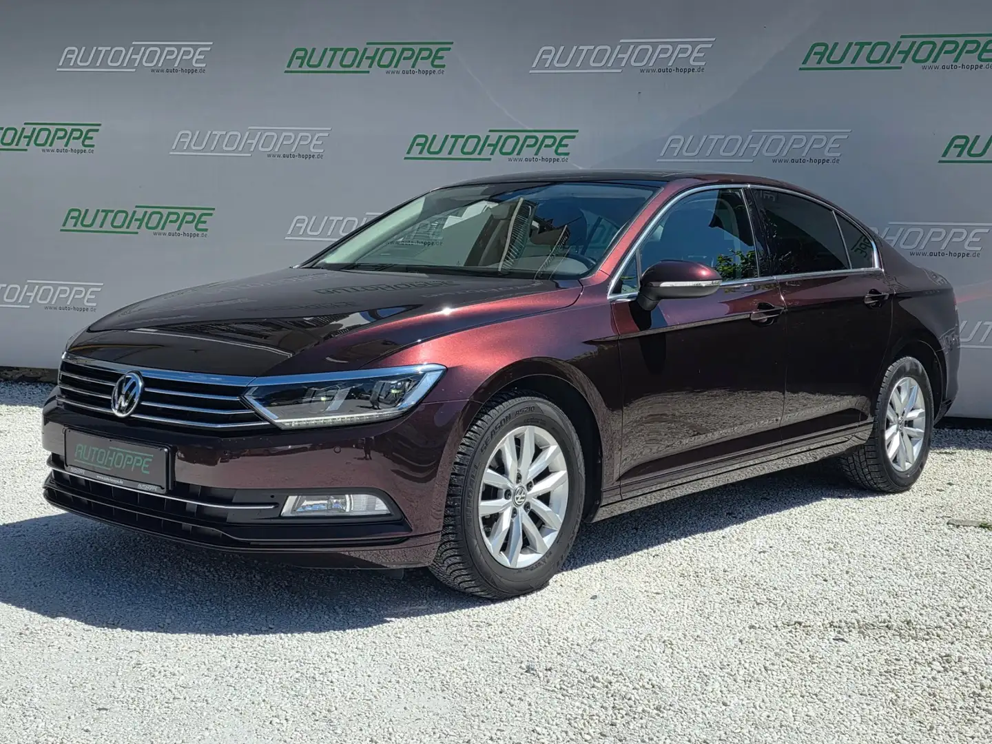 Volkswagen Passat Comfortline, Pano, ACC, Lane, LED, Navi, Dynaudio Rouge - 1