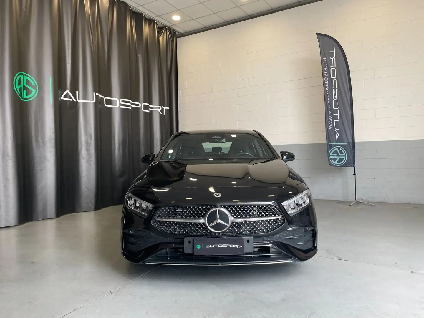 Mercedes-Benz A 180 A 180 d Automatic Premium AMG Line Noir - 2