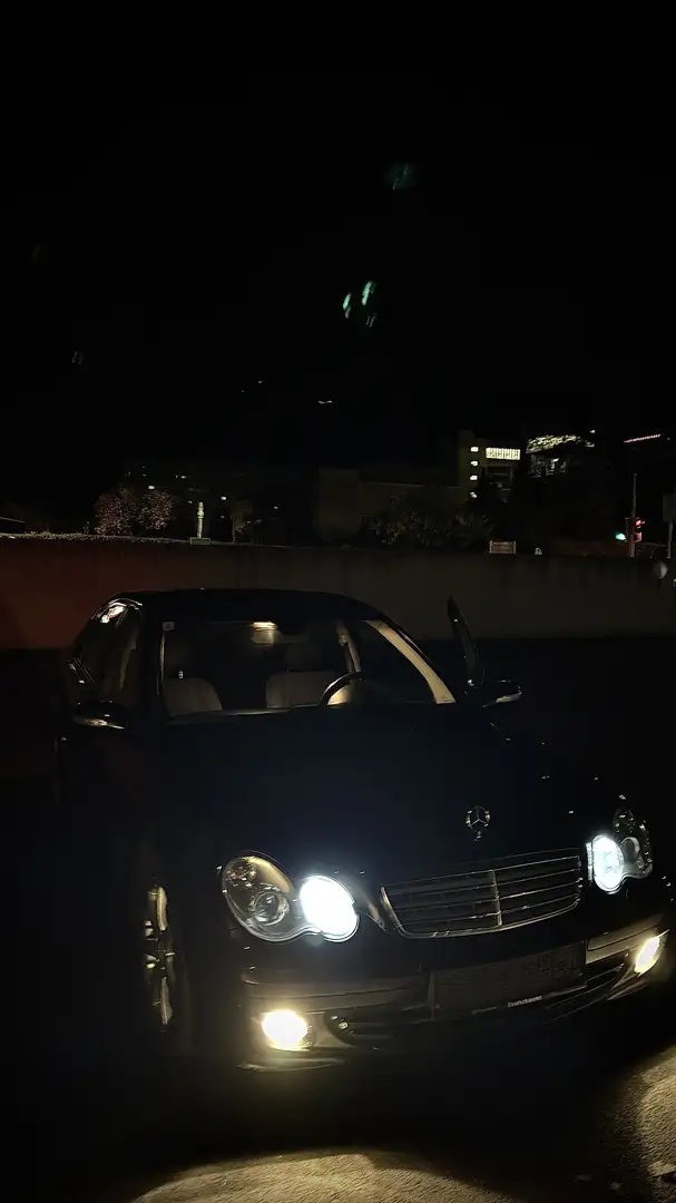 Mercedes-Benz C 200 CDI Classic Schwarz - 1