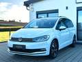 Volkswagen Touran 1.5 TSI /Pano/AHK/StHzG/7-Sitzer/DynAudio Weiß - thumbnail 1
