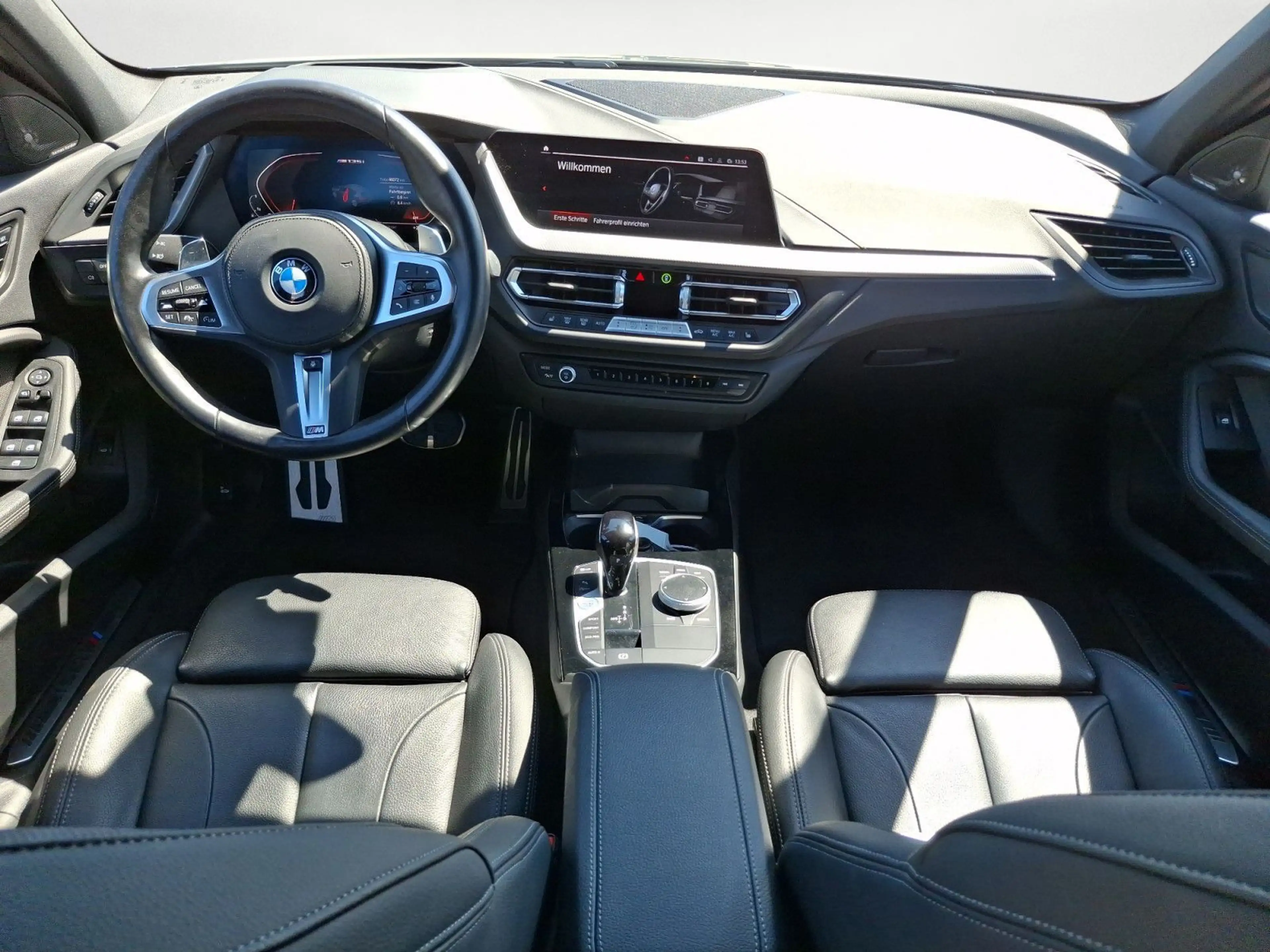 BMW 135 i xDrive Sport Aut. EDC Klimaaut. Head-Up — photo 12