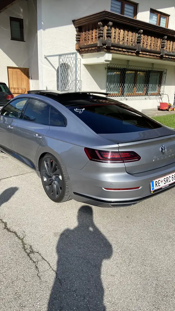 Volkswagen Arteon 2,0 TDI SCR 4Motion Highline DSG Grau - 1
